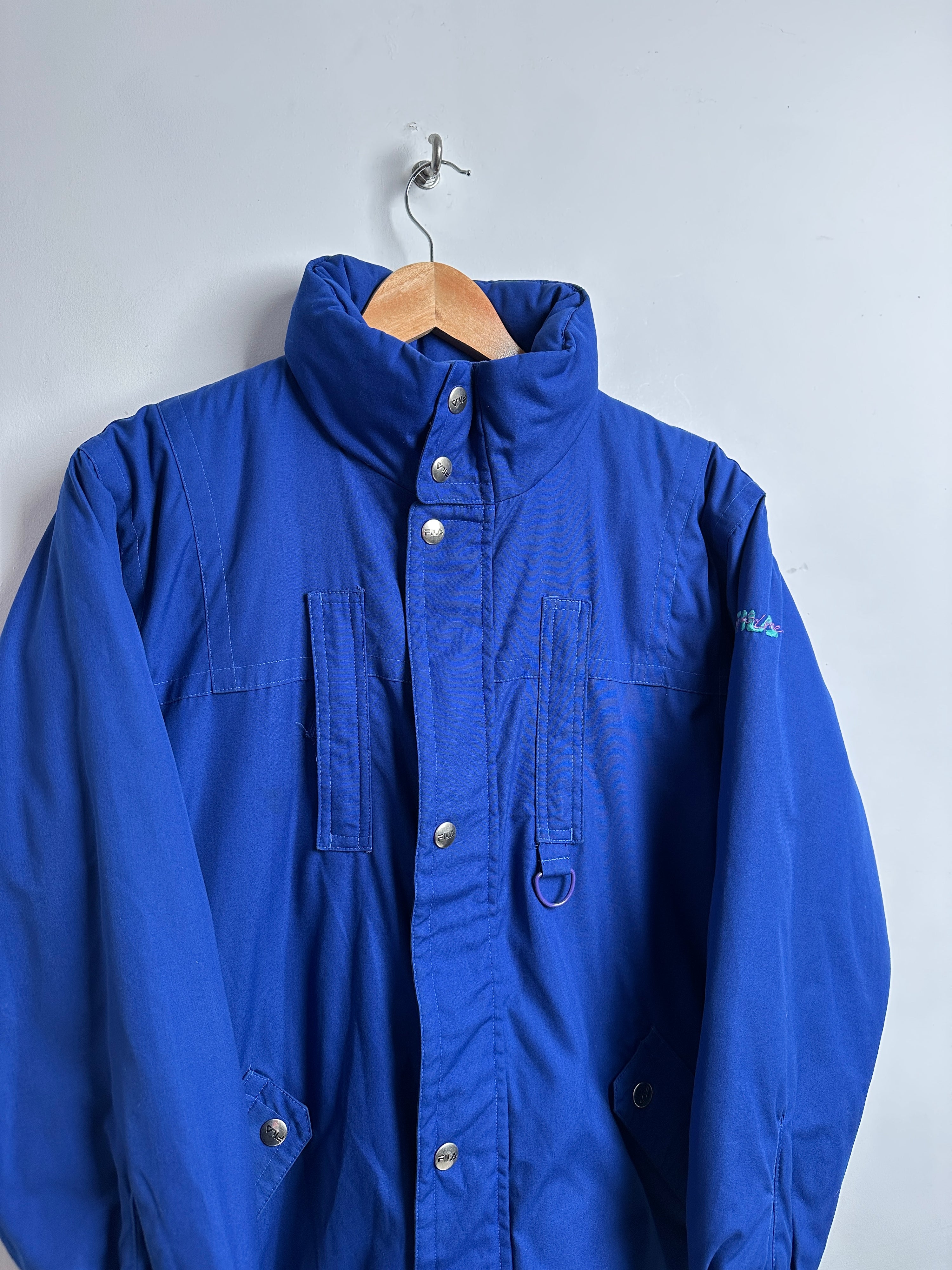 FILA Women Blue Jacket - thrift.mt