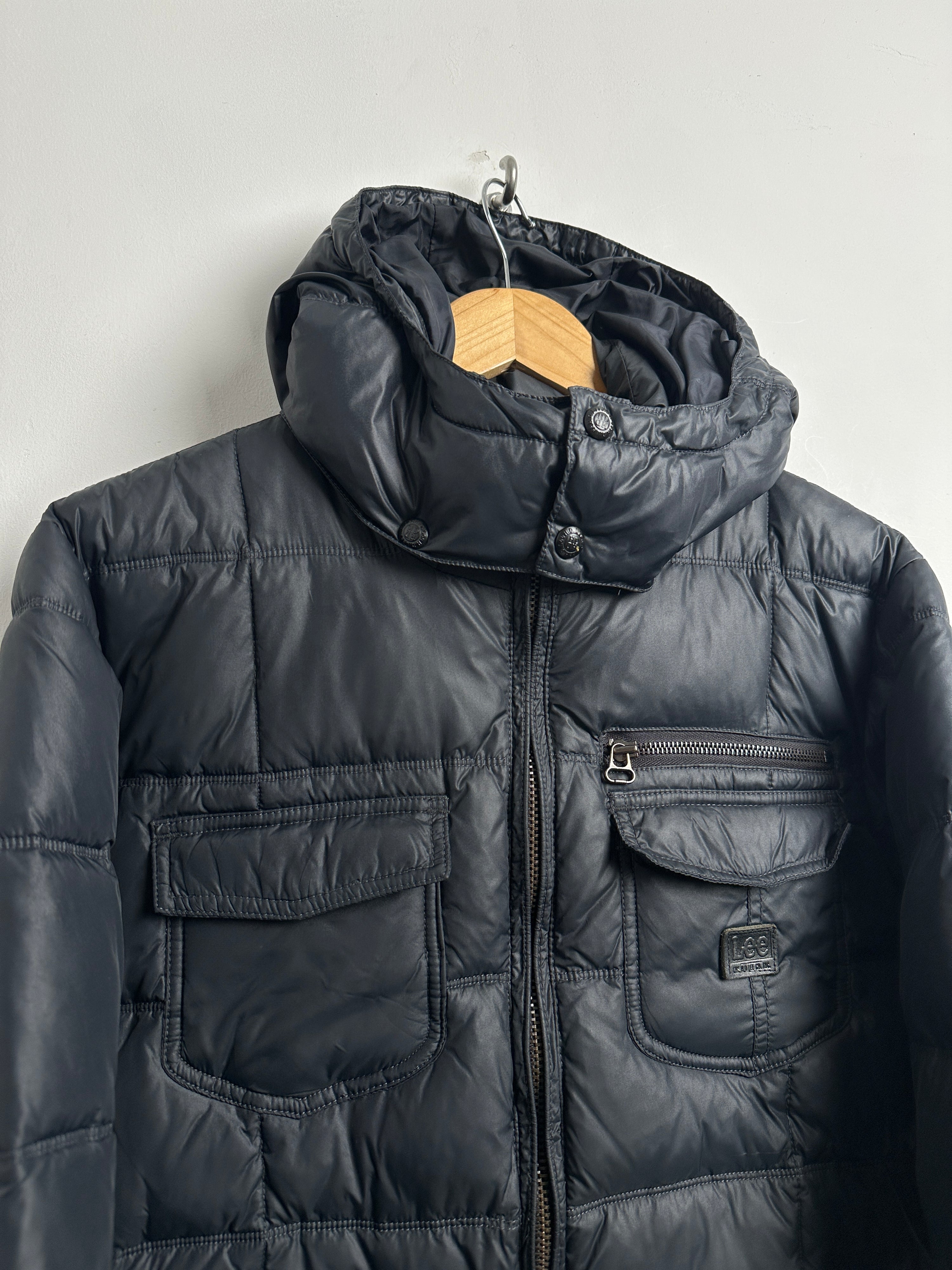 LEE Black Puffed Jacket - thrift.mt