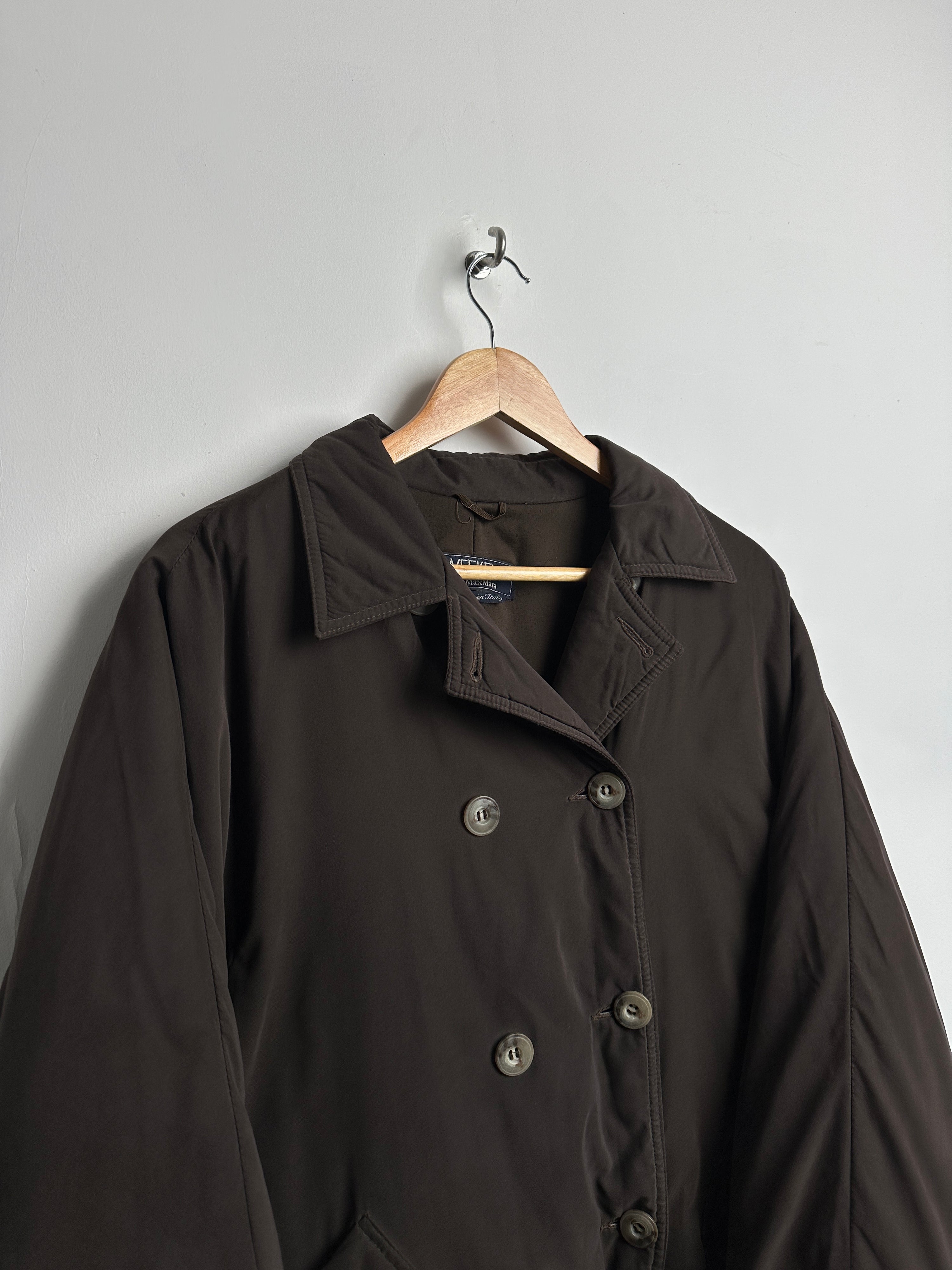 WEEKEND MaxMara brown button up puffer jacket - thrift.mt