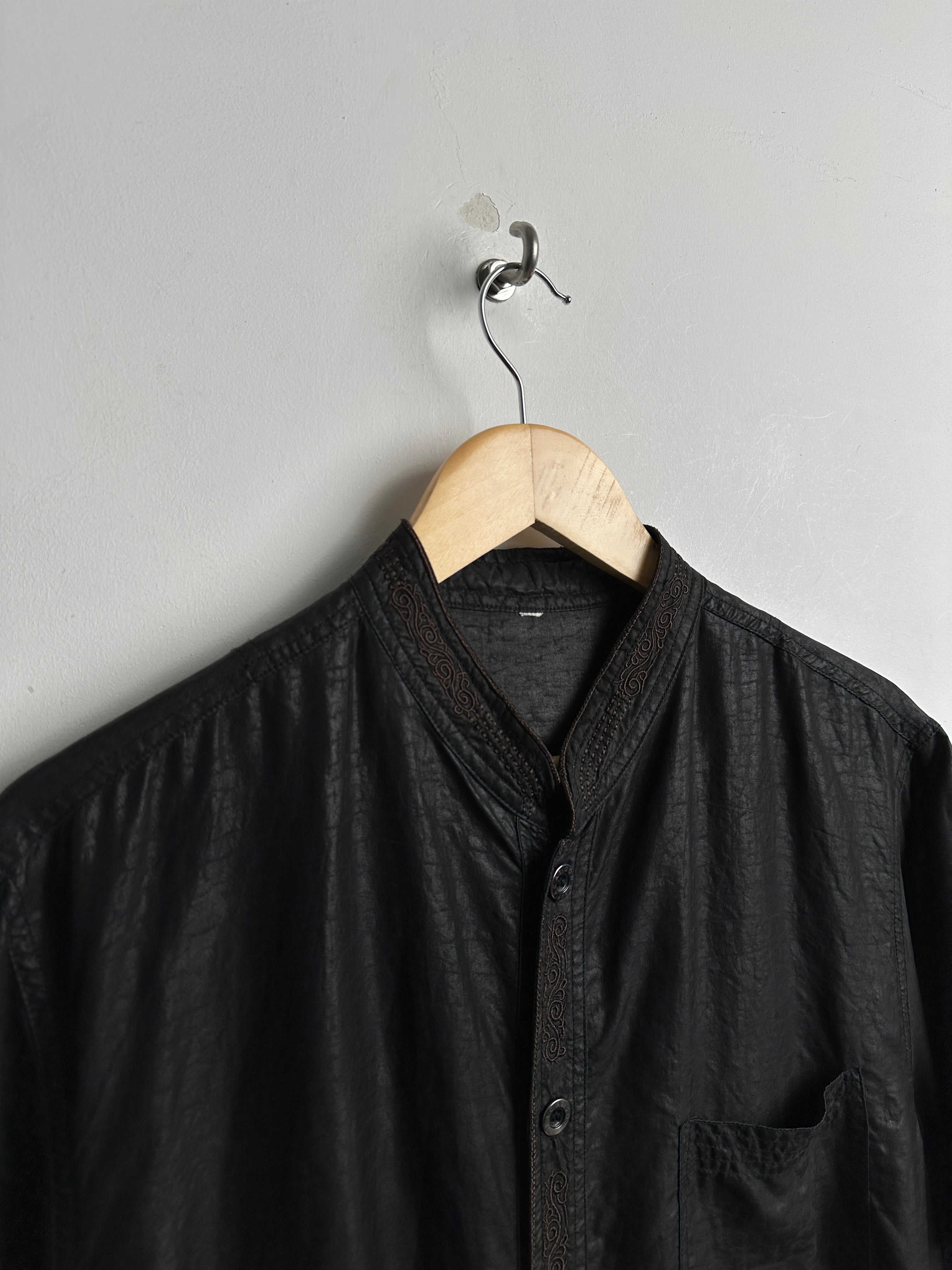 VINTAGE mulberry silk chinese Collar Shirt in black