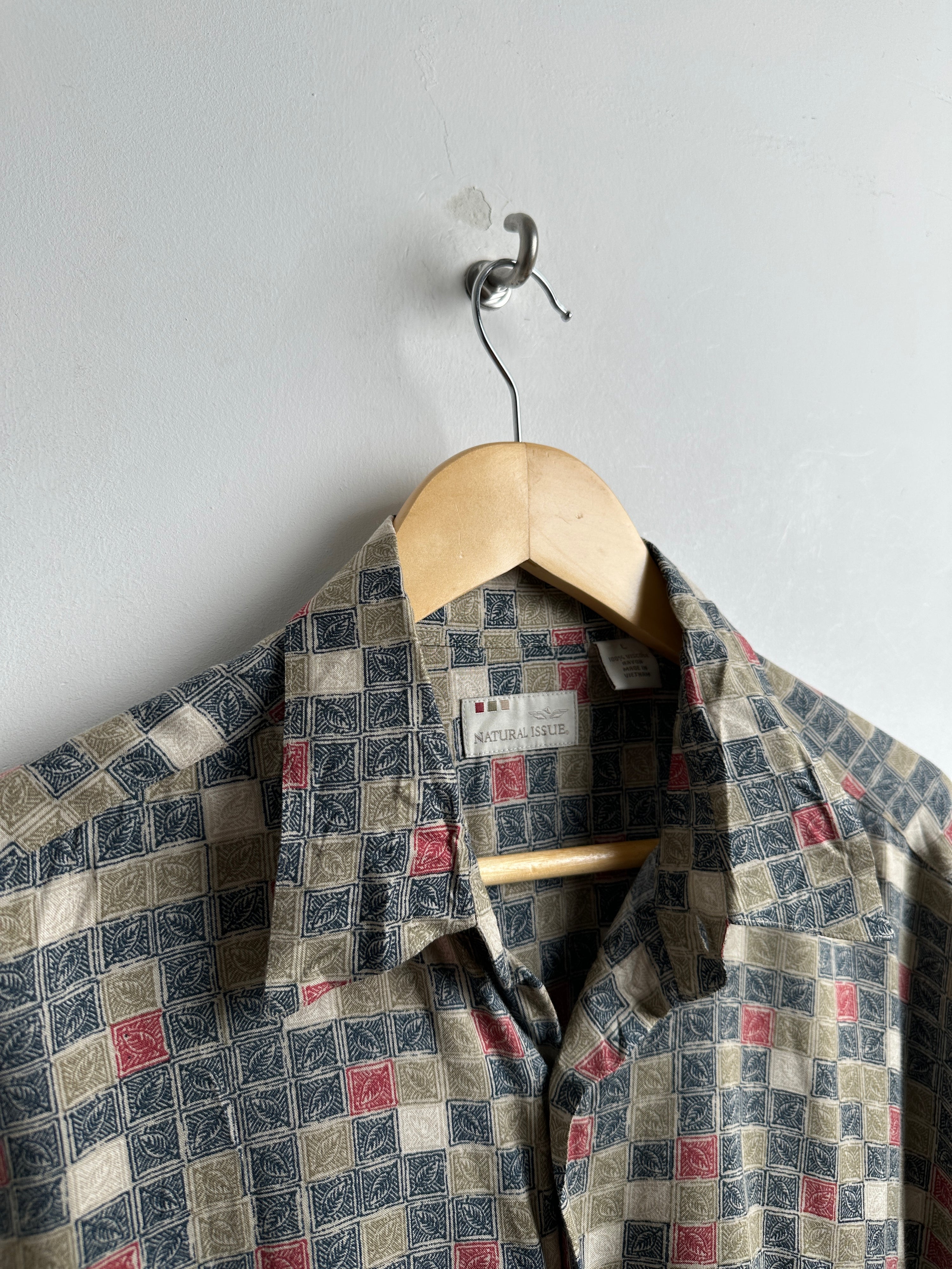 NATURAL ISSUE printed short sleeve shirt