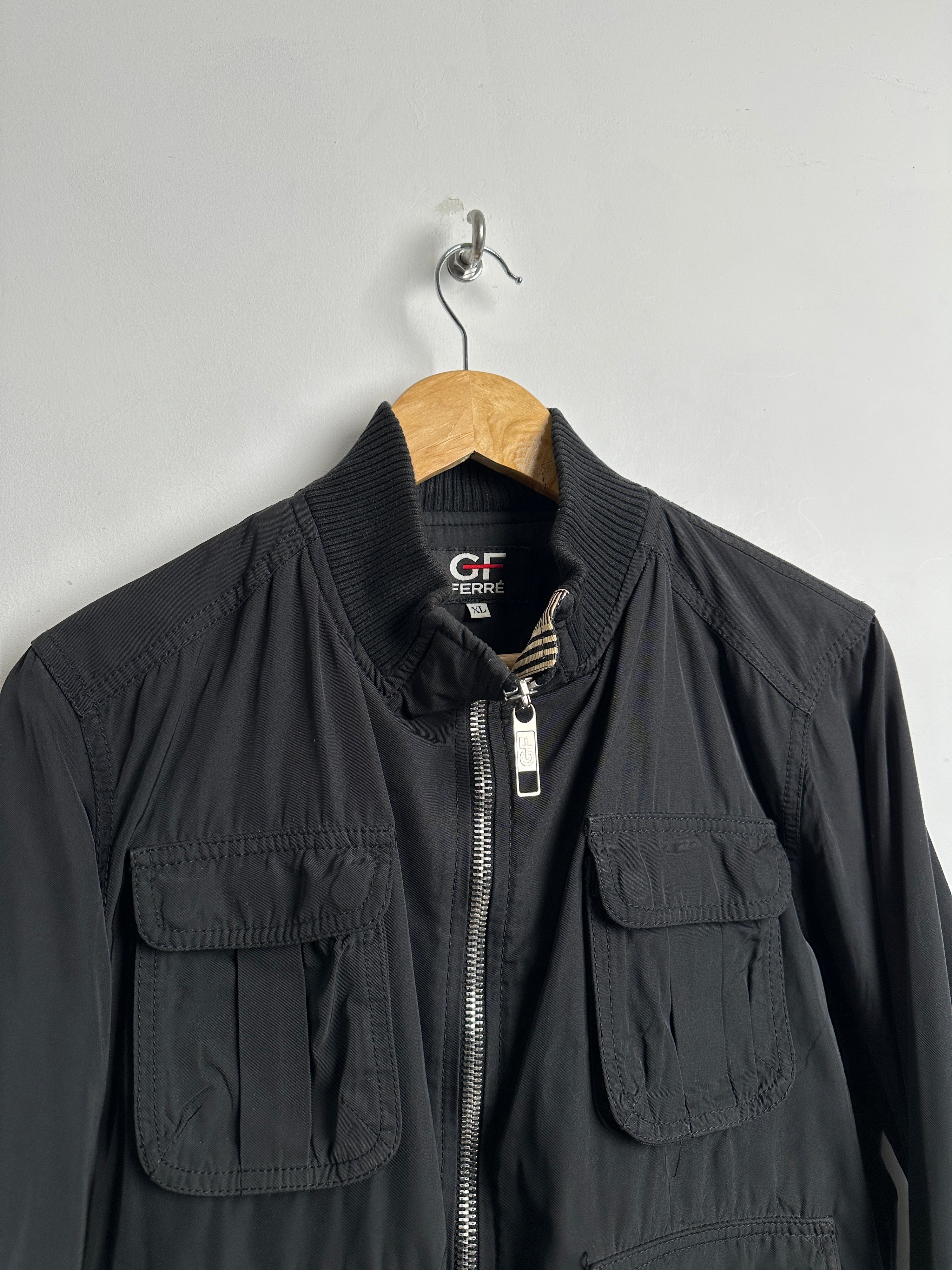 FERRE JACKET IN BLACK - thrift.mt