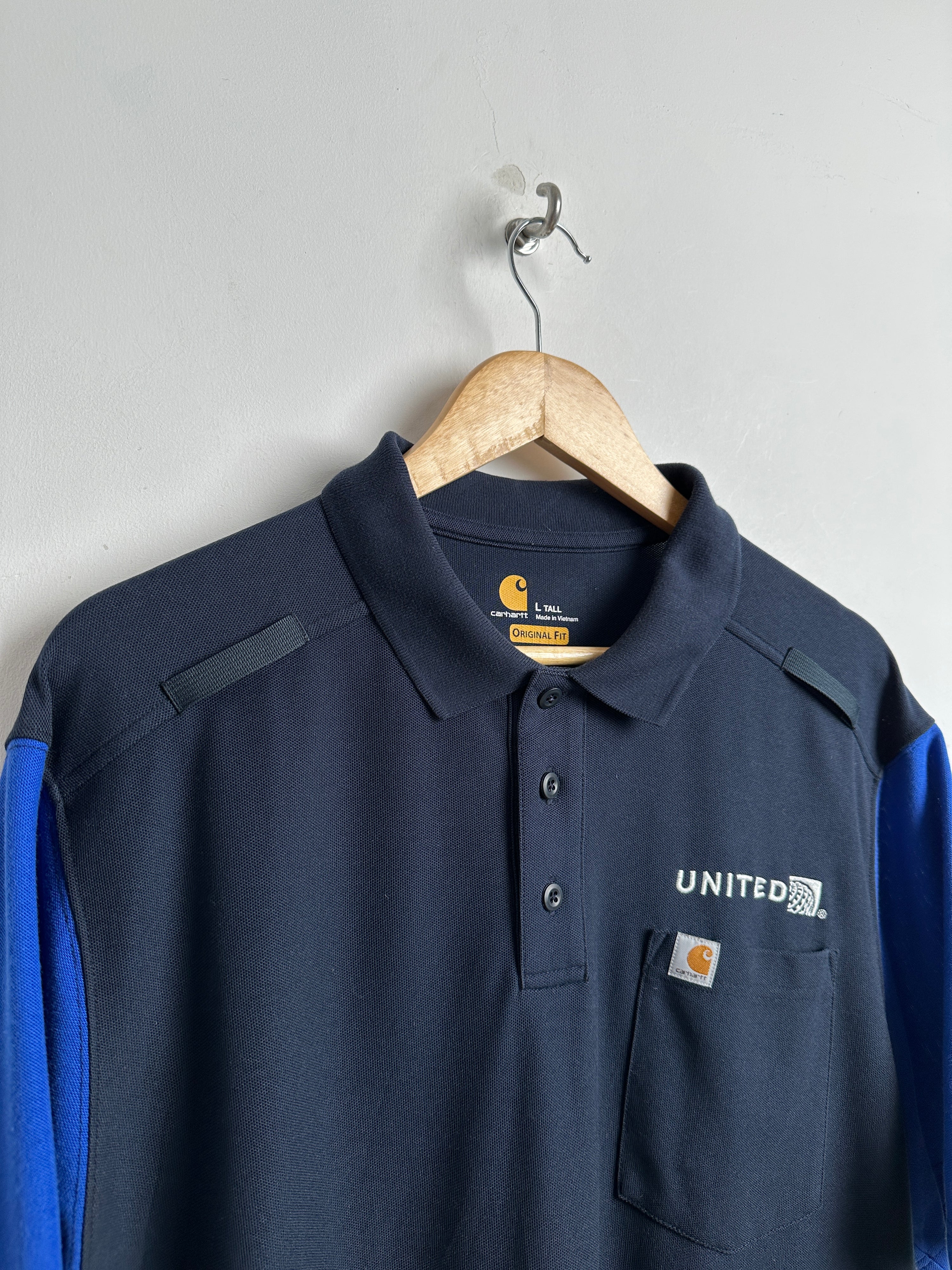 CARHARTT poloshirt in blue - thrift.mt
