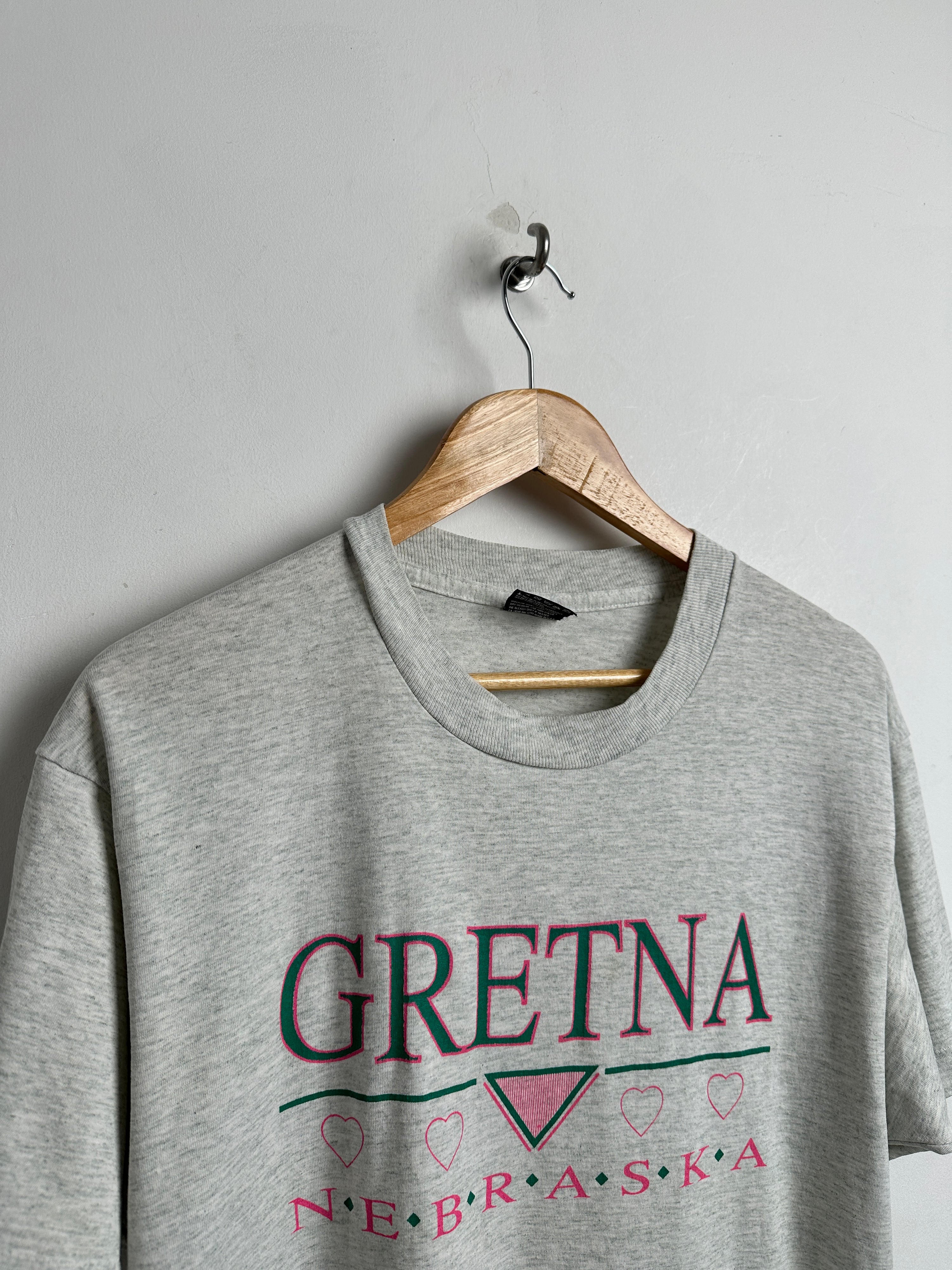GRETNA T-shirt in grey - thrift.mt