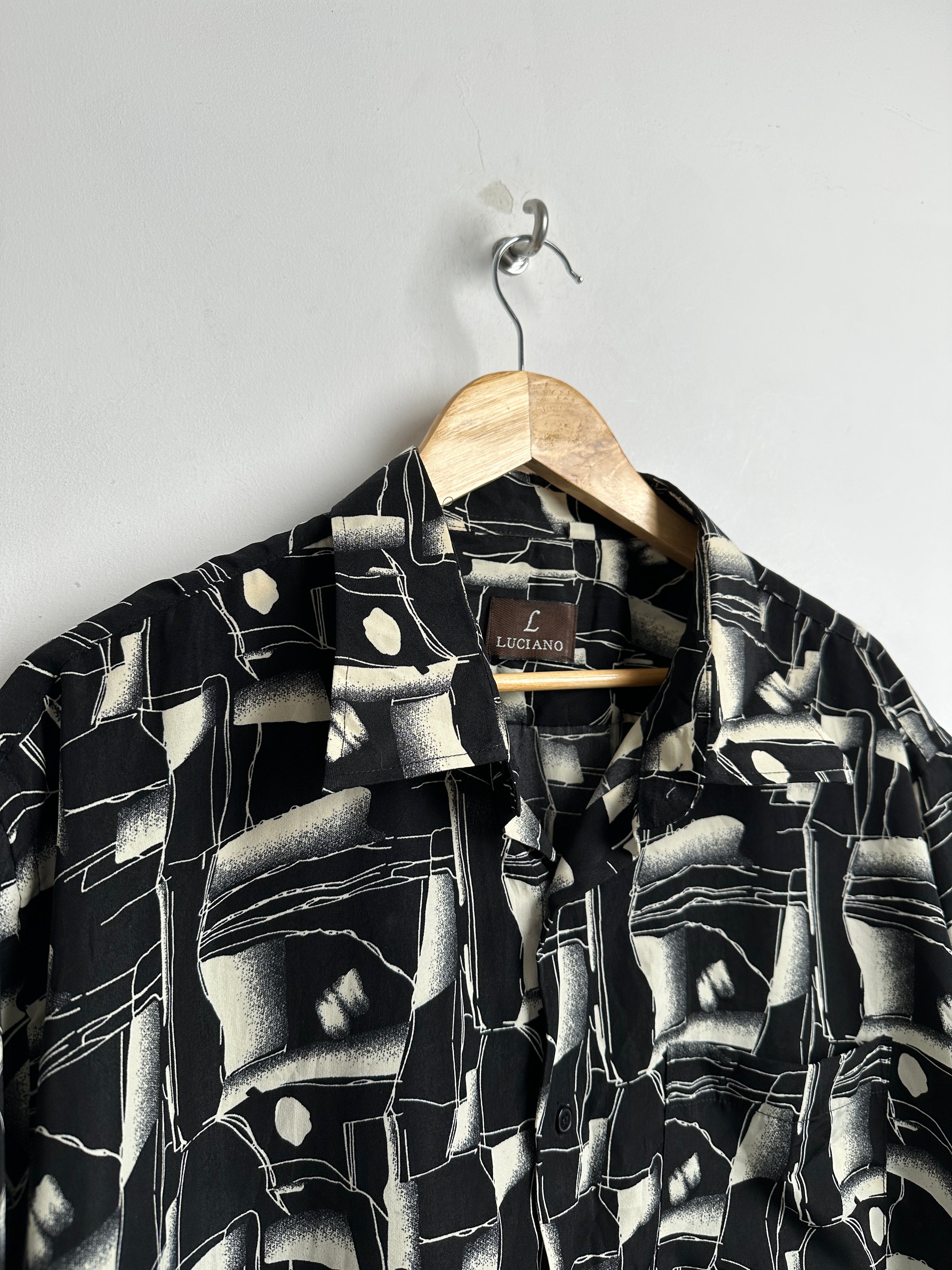 LUCIANO printed short sleeve shirt - thrift.mt