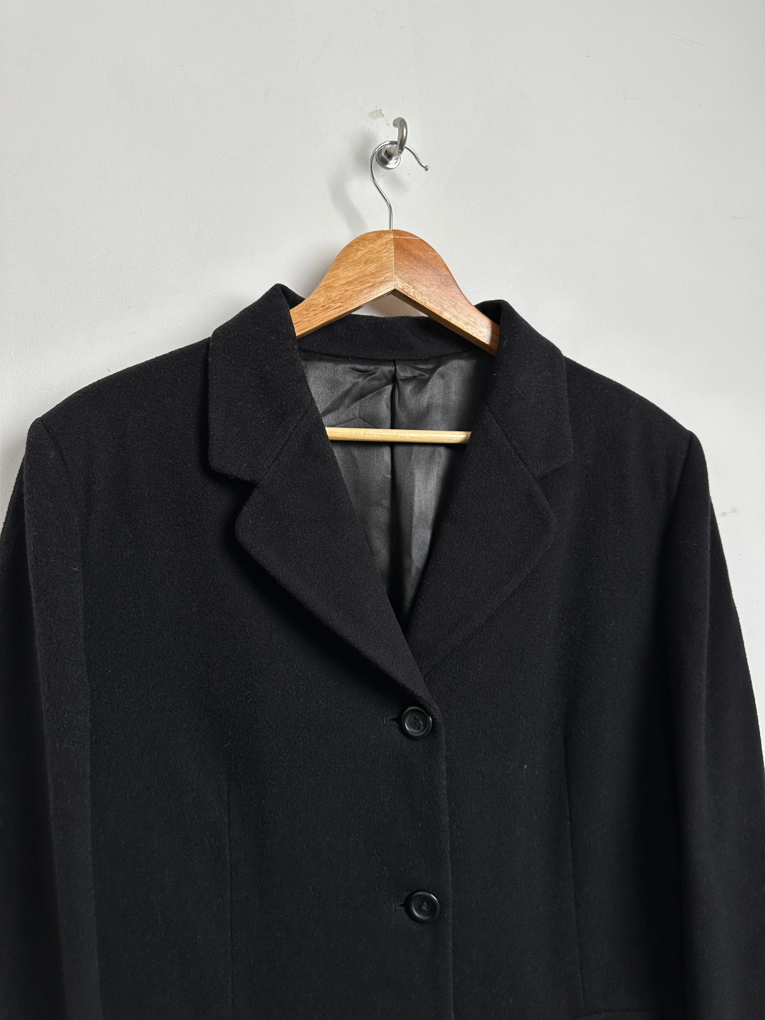 MAC CLOW’S Full Black Long Coat