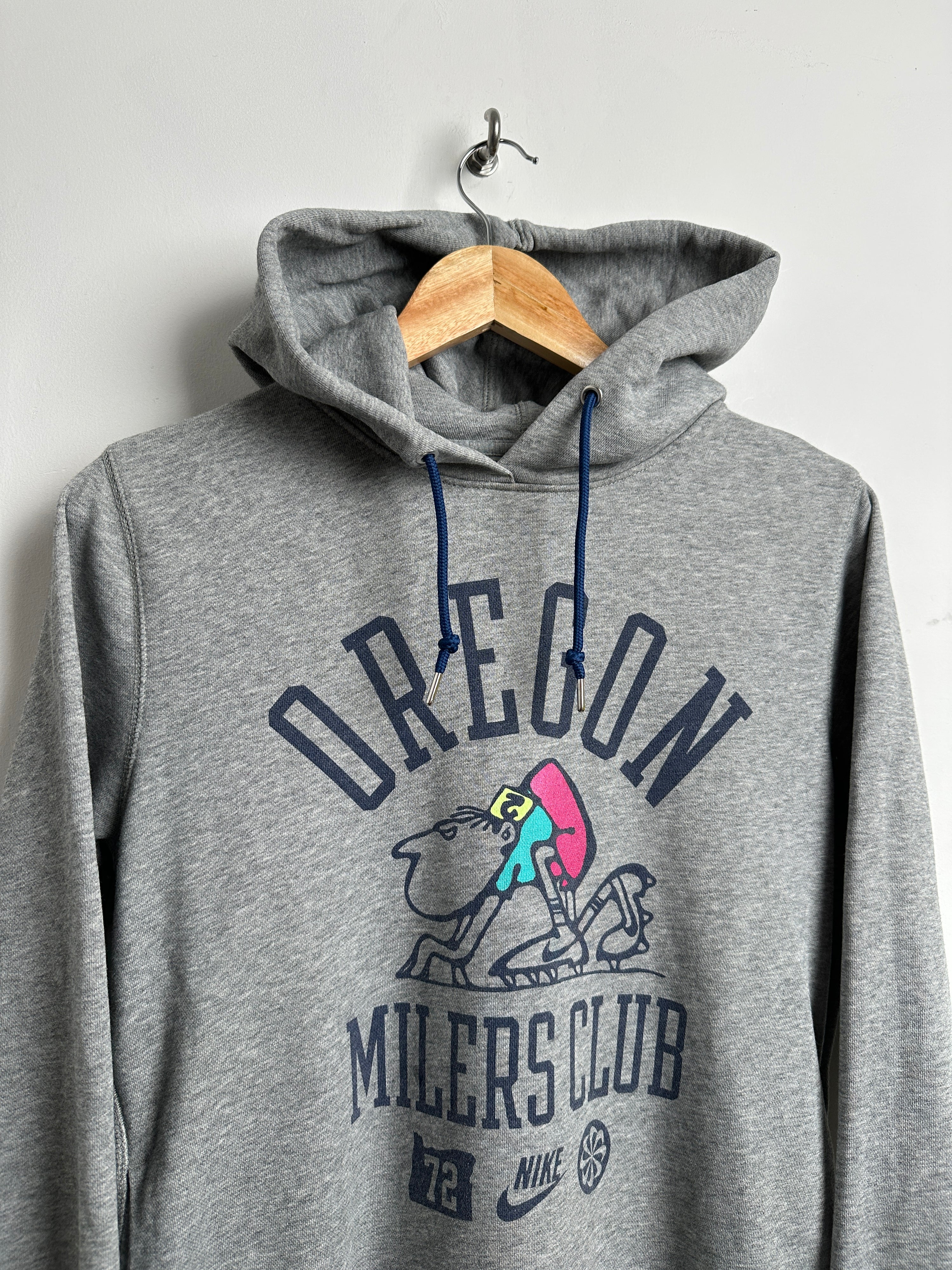 NIKE Oregon Milers Club hoodie in grey