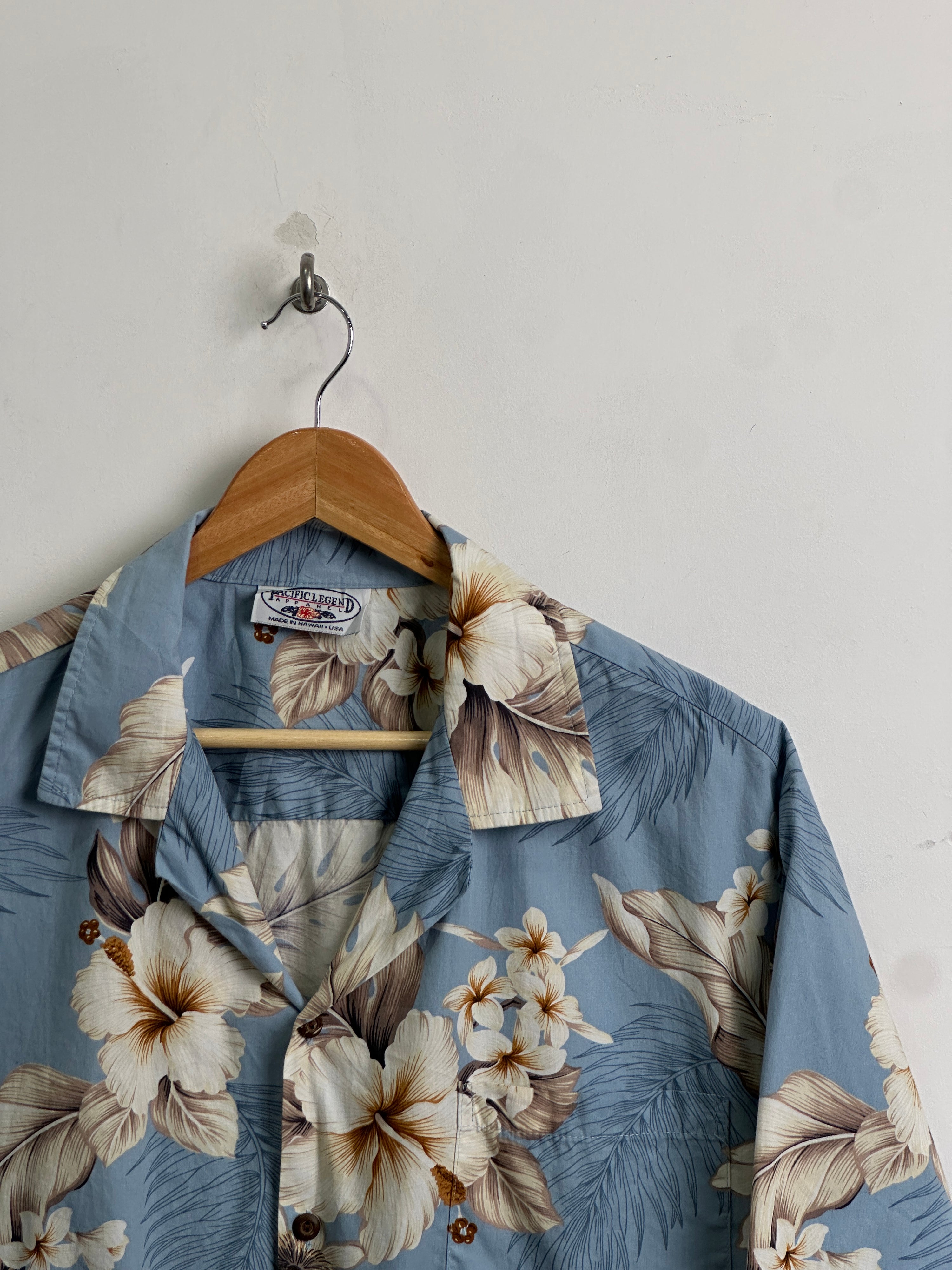 PACIFIC LEGEND APPAREL made in Hawaii short-sleeve shirt in light blue