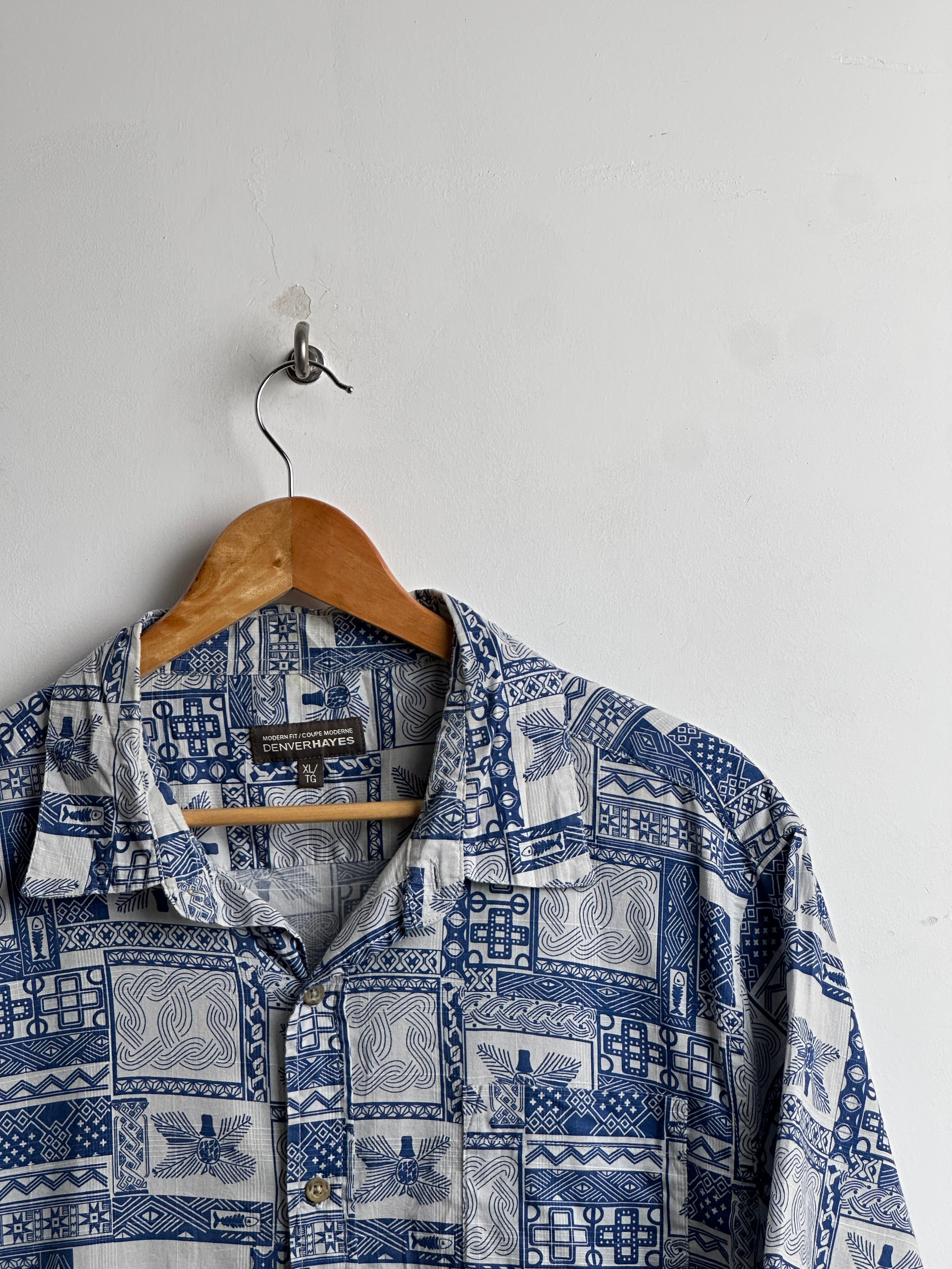 DENVERHAYES white&blue shirt