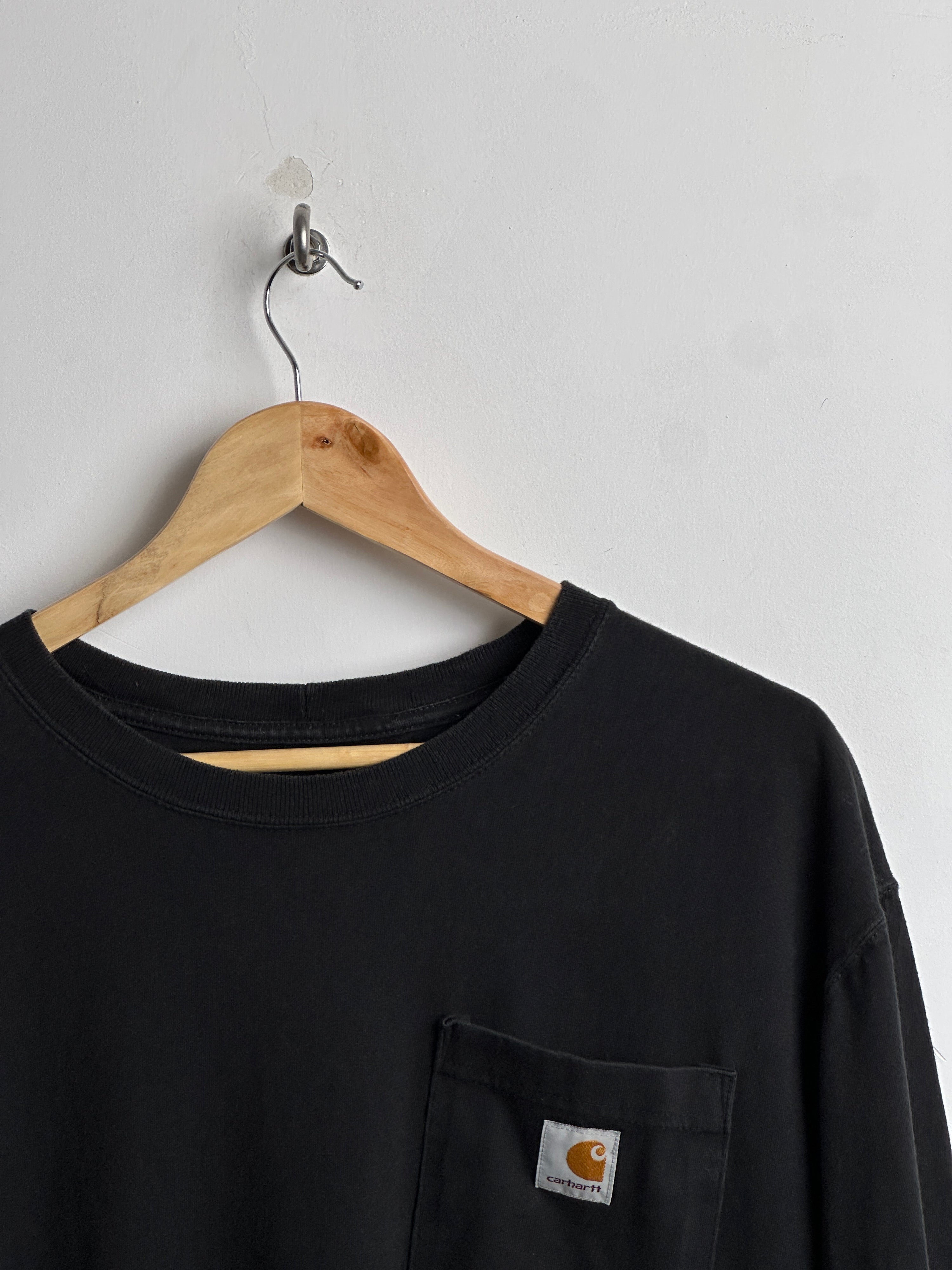 CARHARTT short-sleeve tee in black