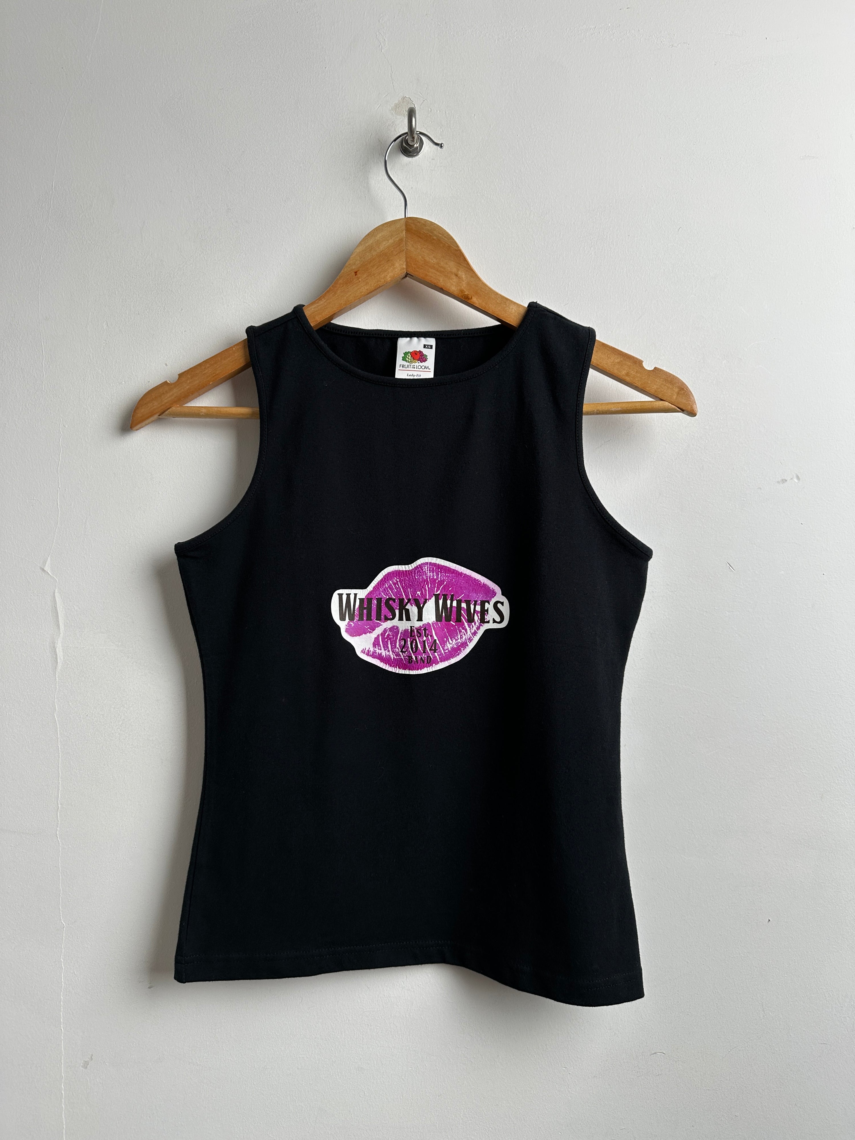 FRUIT OF THE LOOM sleeveless top