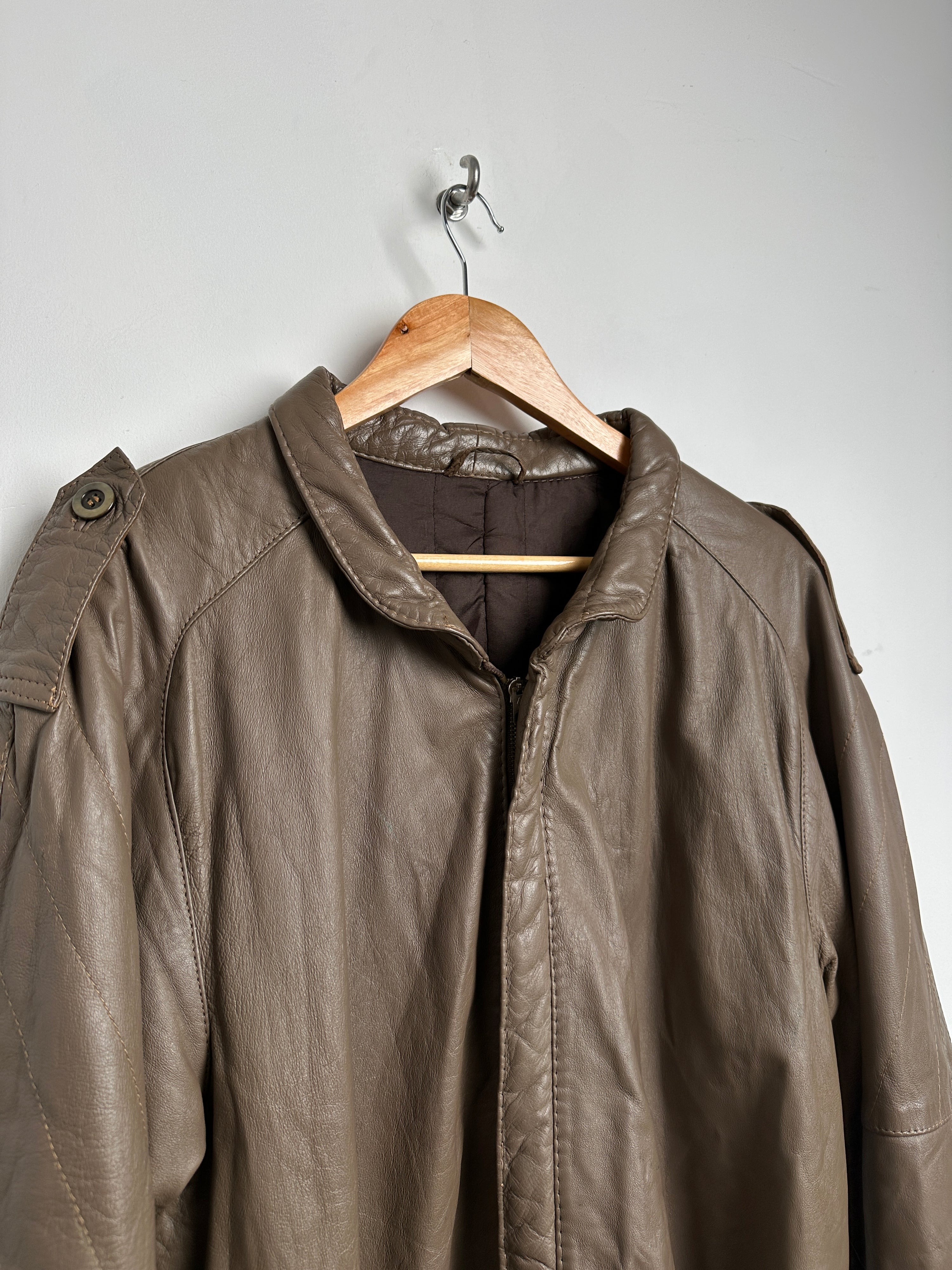 Vintage light brown leather jacket with belt