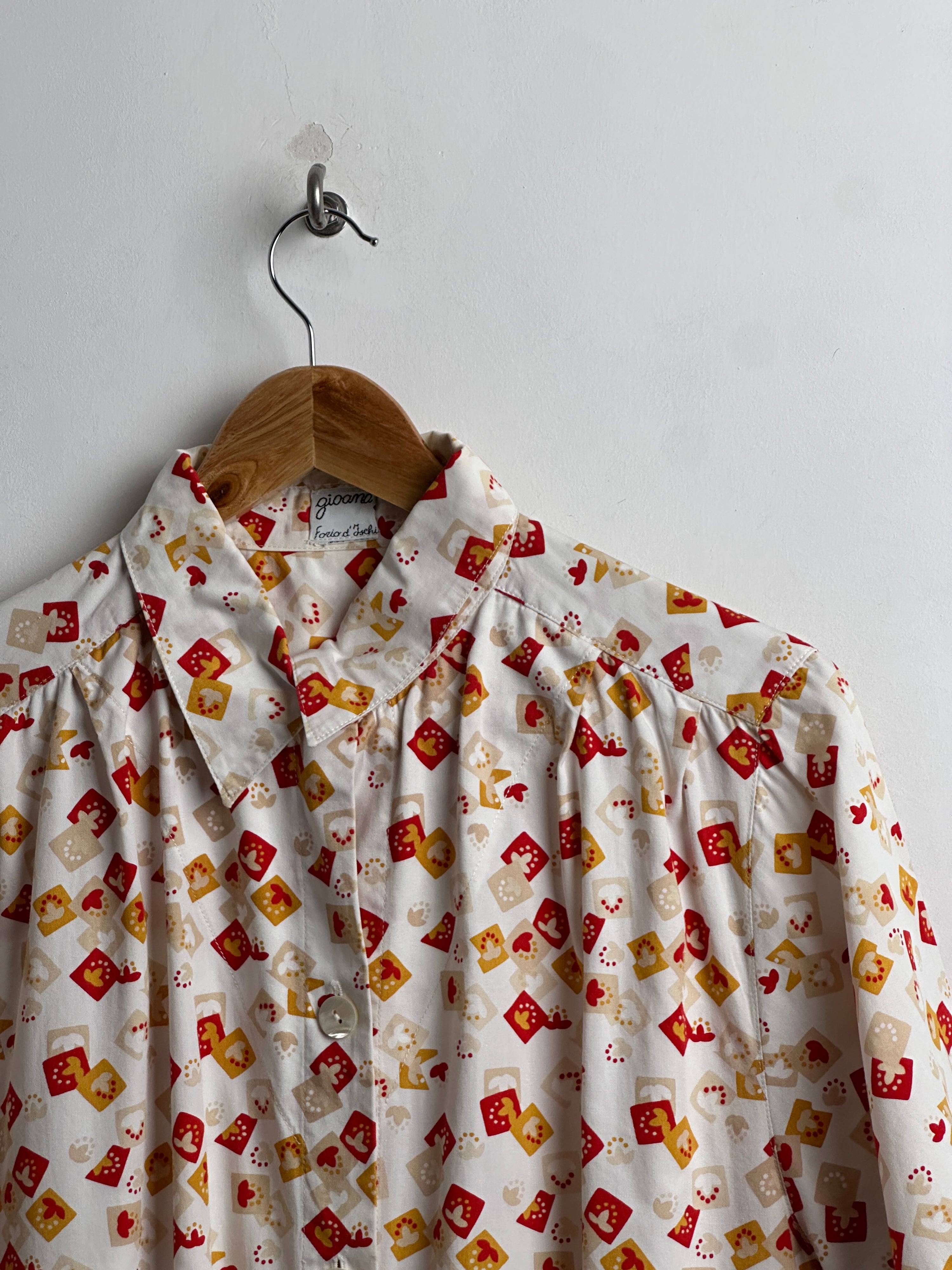 Printed vintage short sleeved shirt
