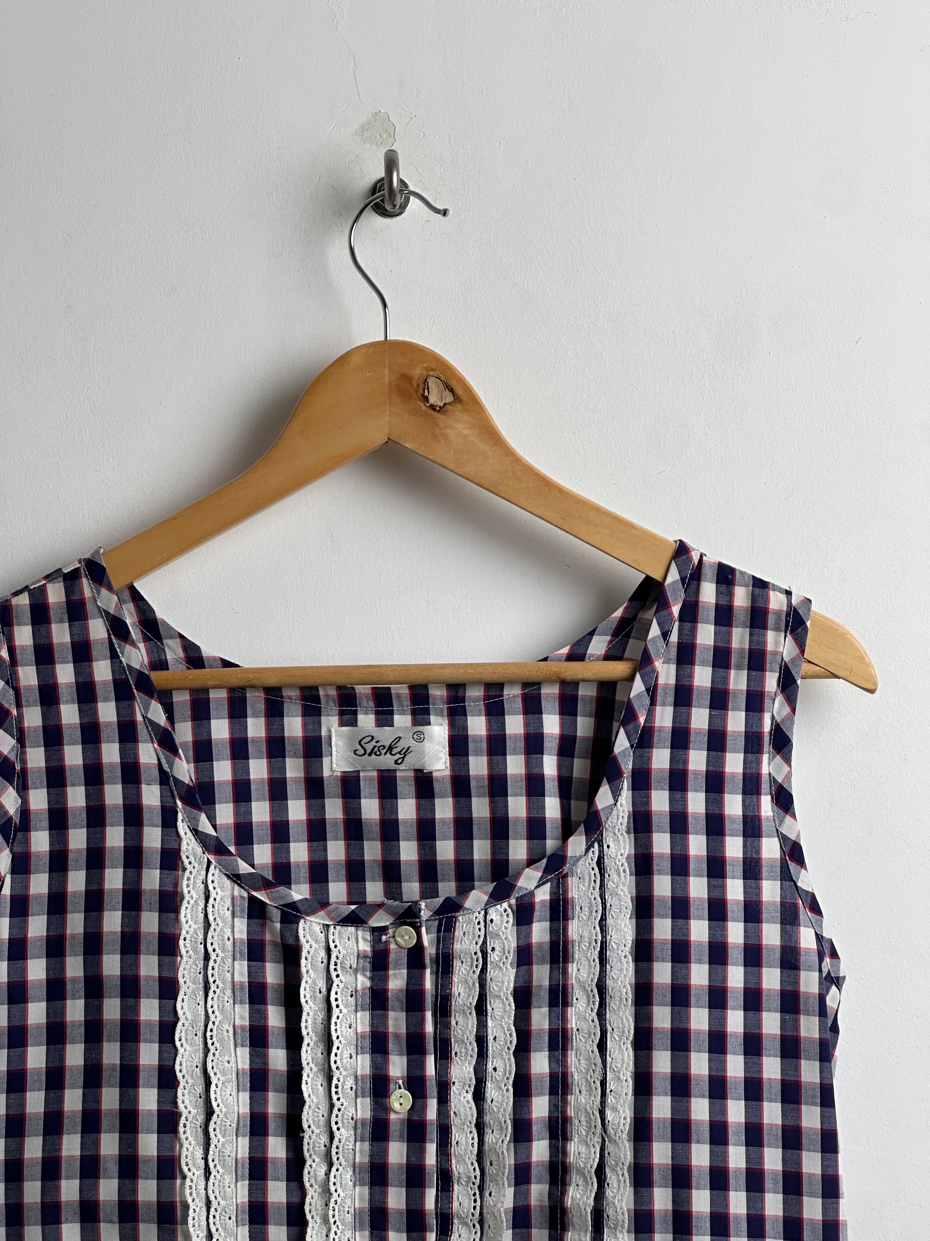 SISKY sleeveless top