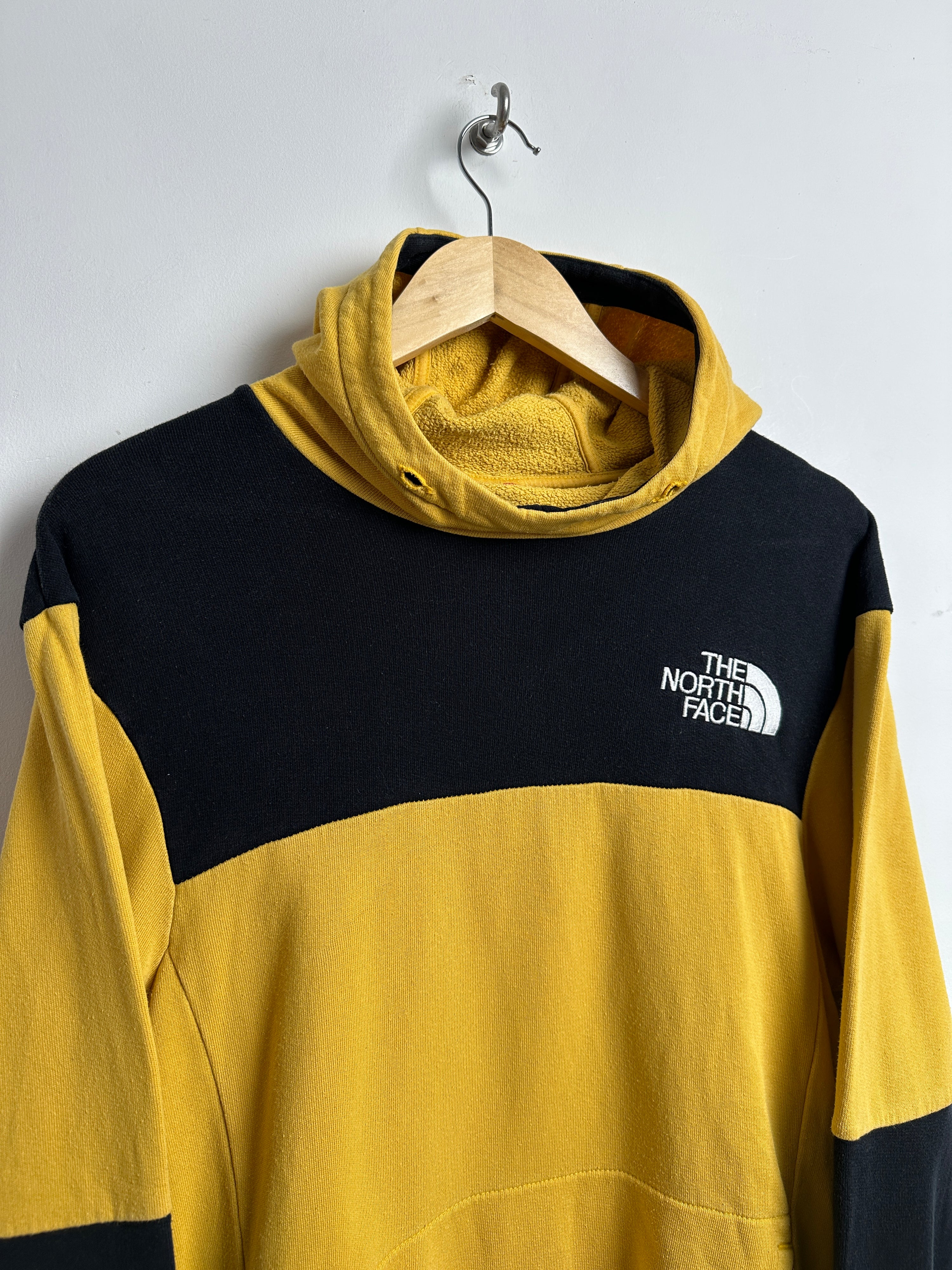 THE NORTH FACE Hoodie