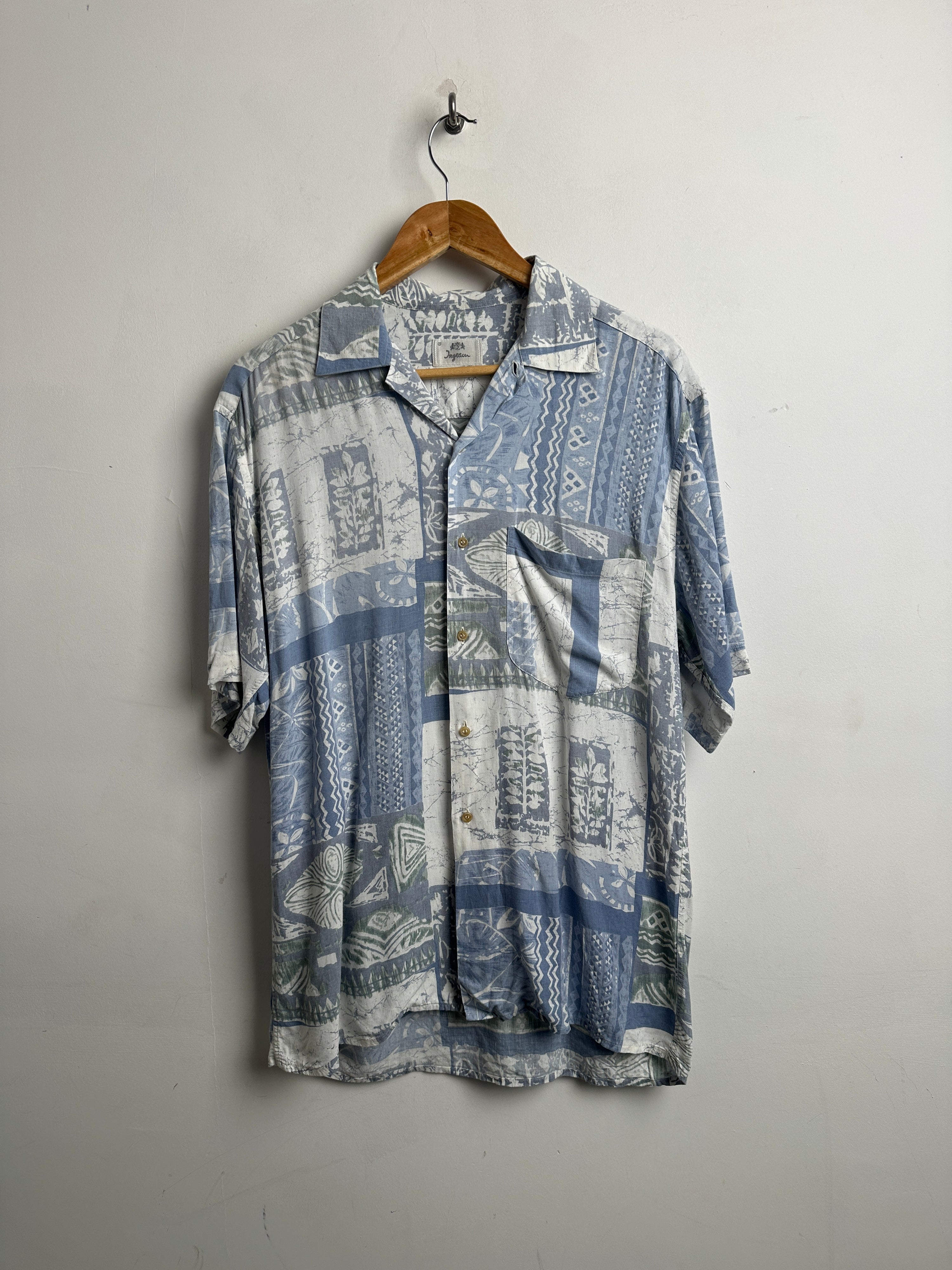 VINTAGE patterned short sleeved shirt