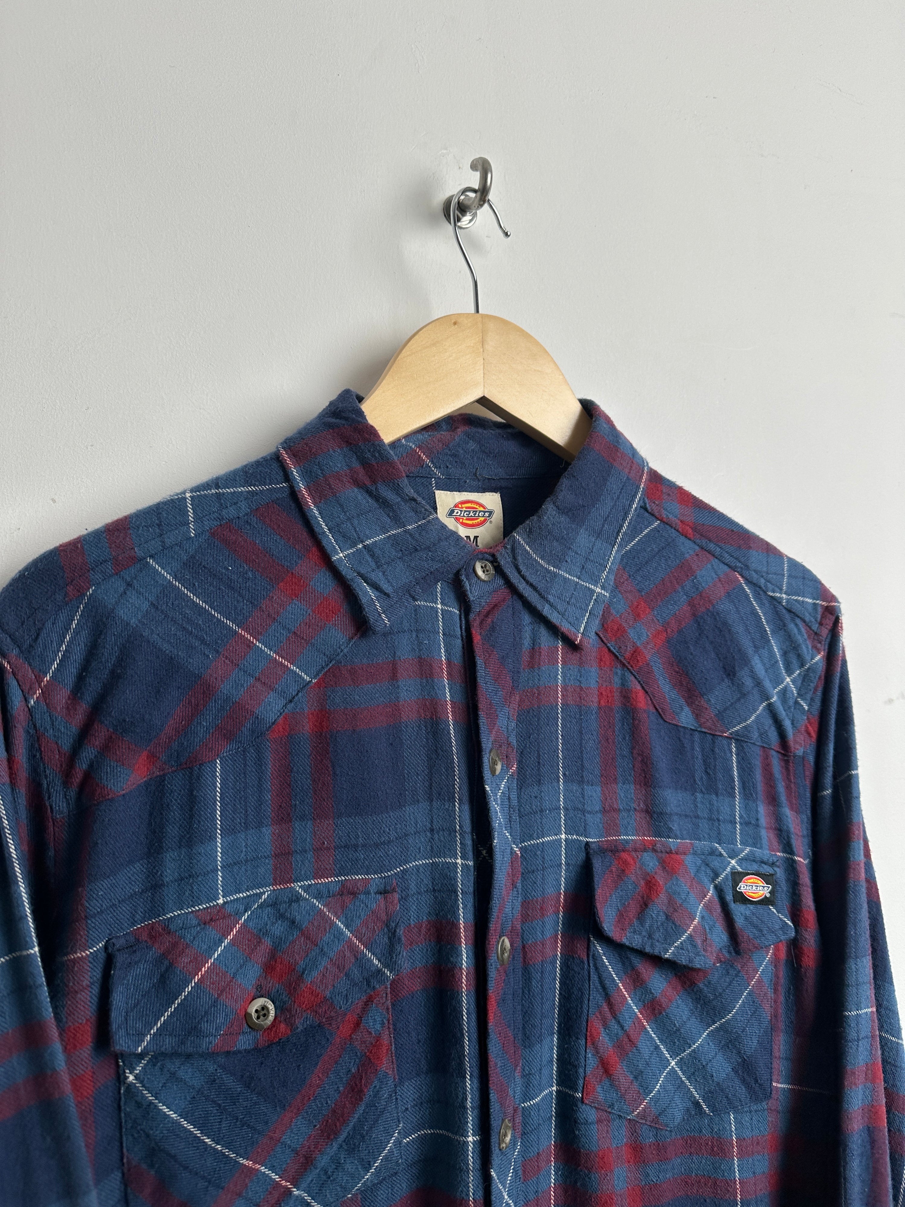 Dickies blue and red flannel - thrift.mt