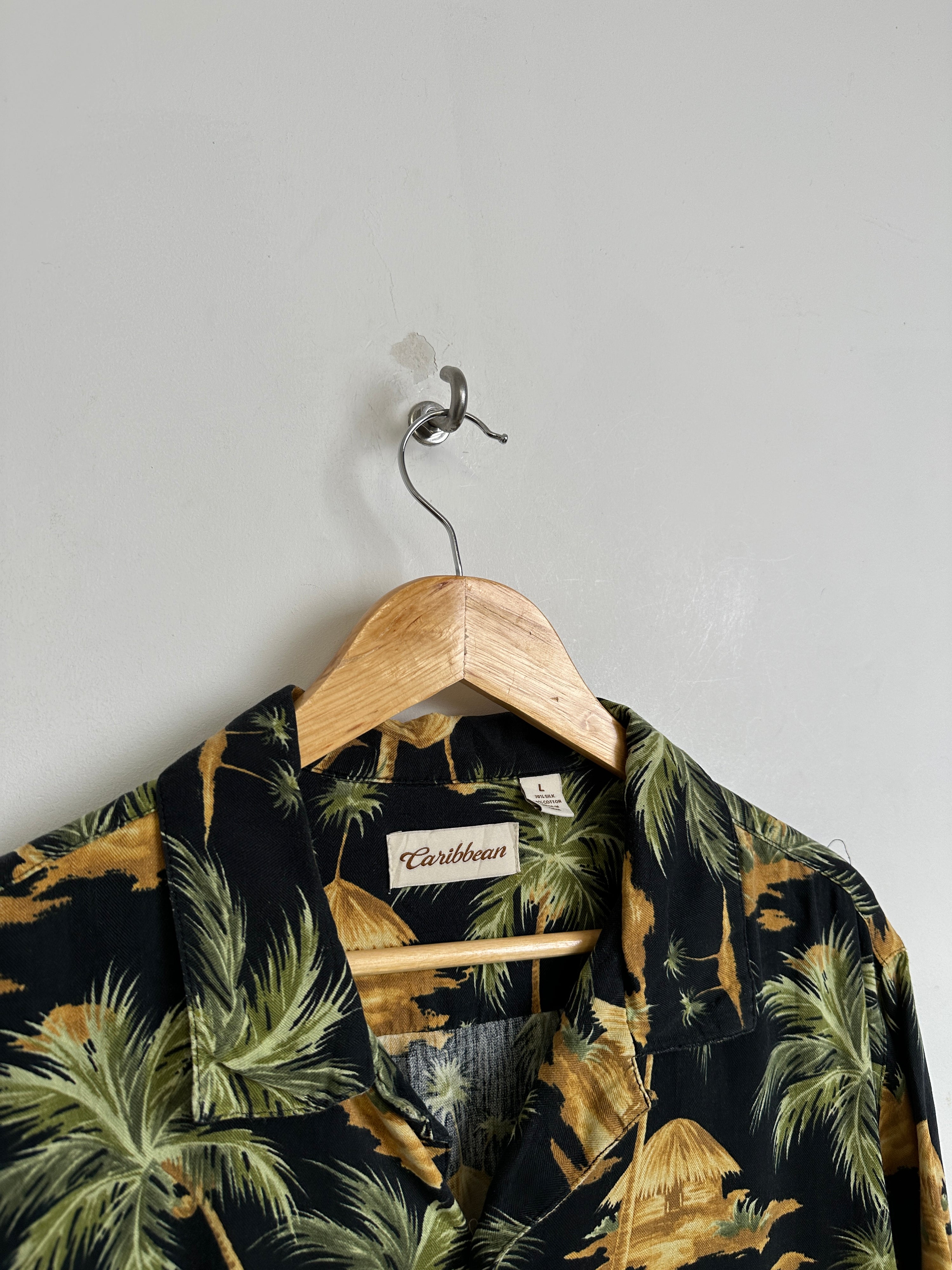 CARIBBEAN Hut Patterned Shirt
