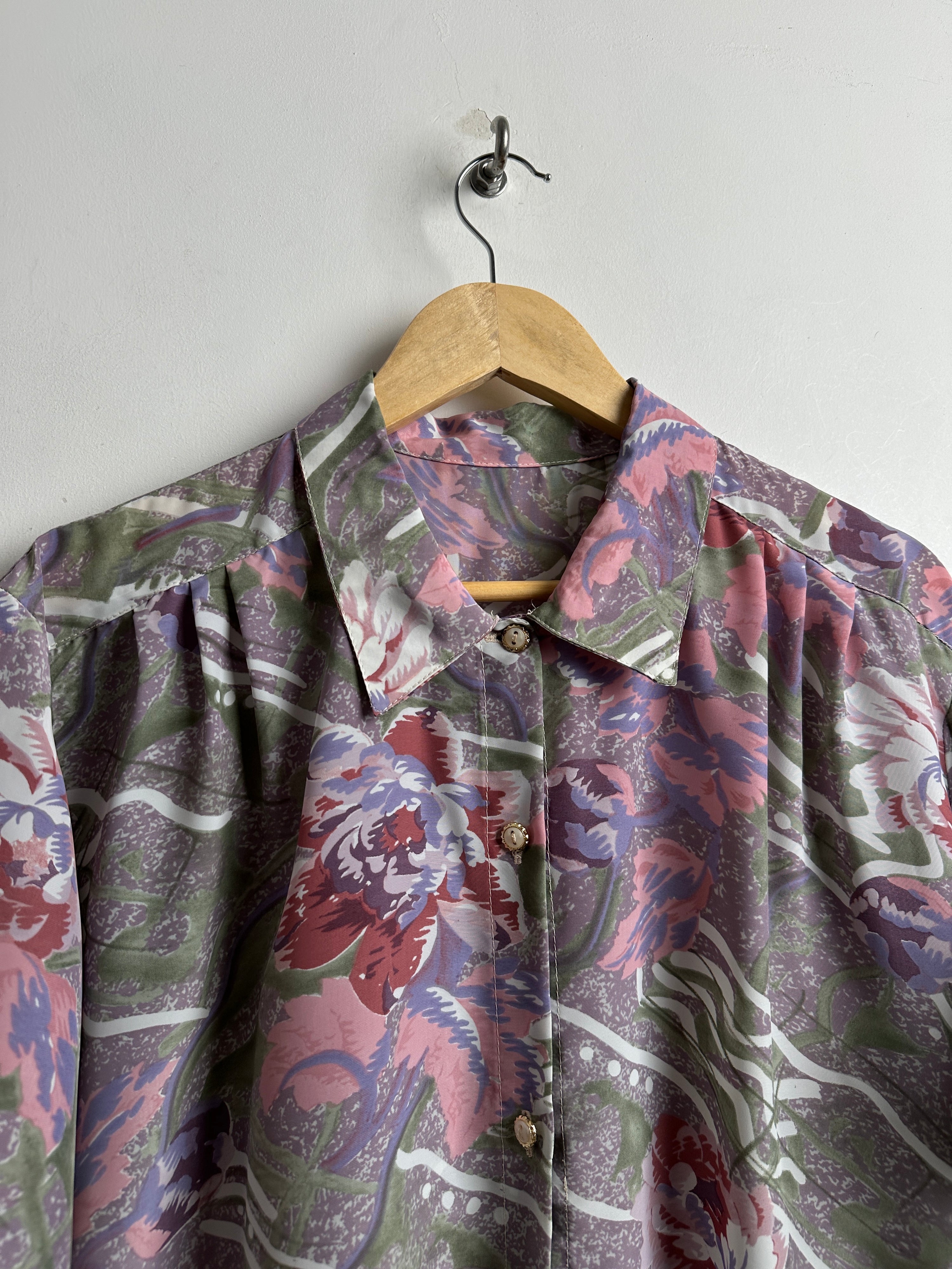 Vintage patterned short sleeved shirt
