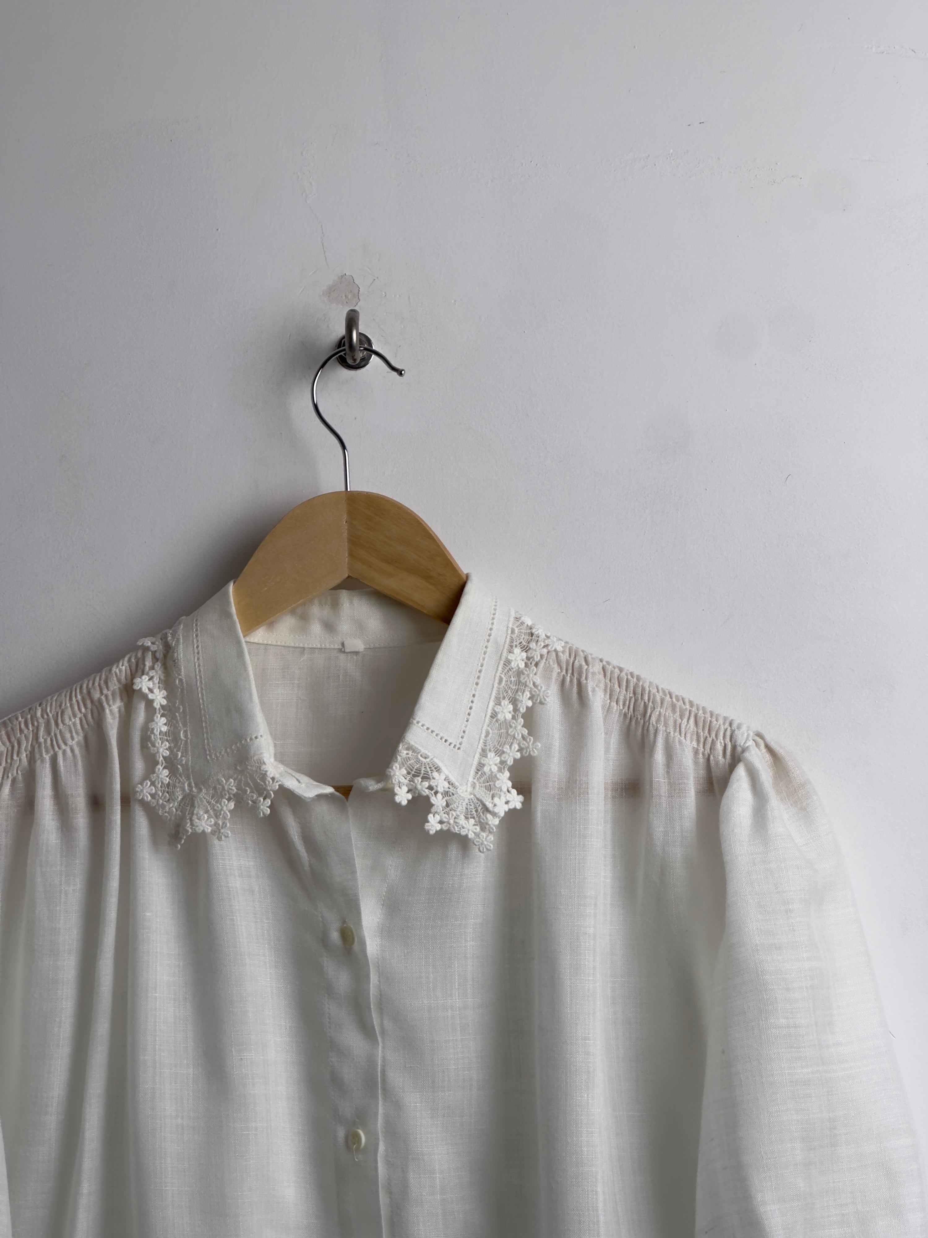 Cotton puff sleeve top