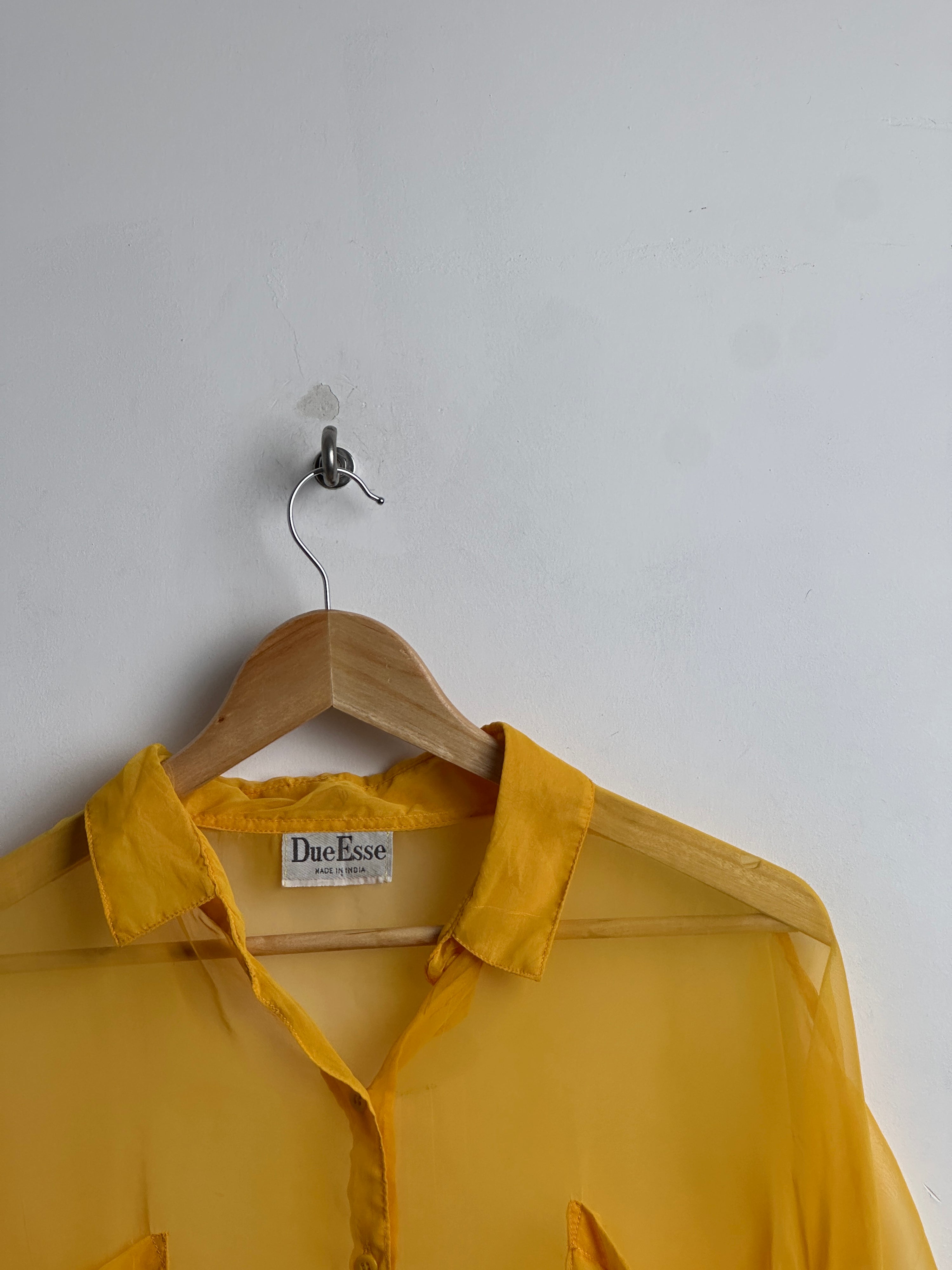 DUE ESSE sheer short sleeved shirt in yellow