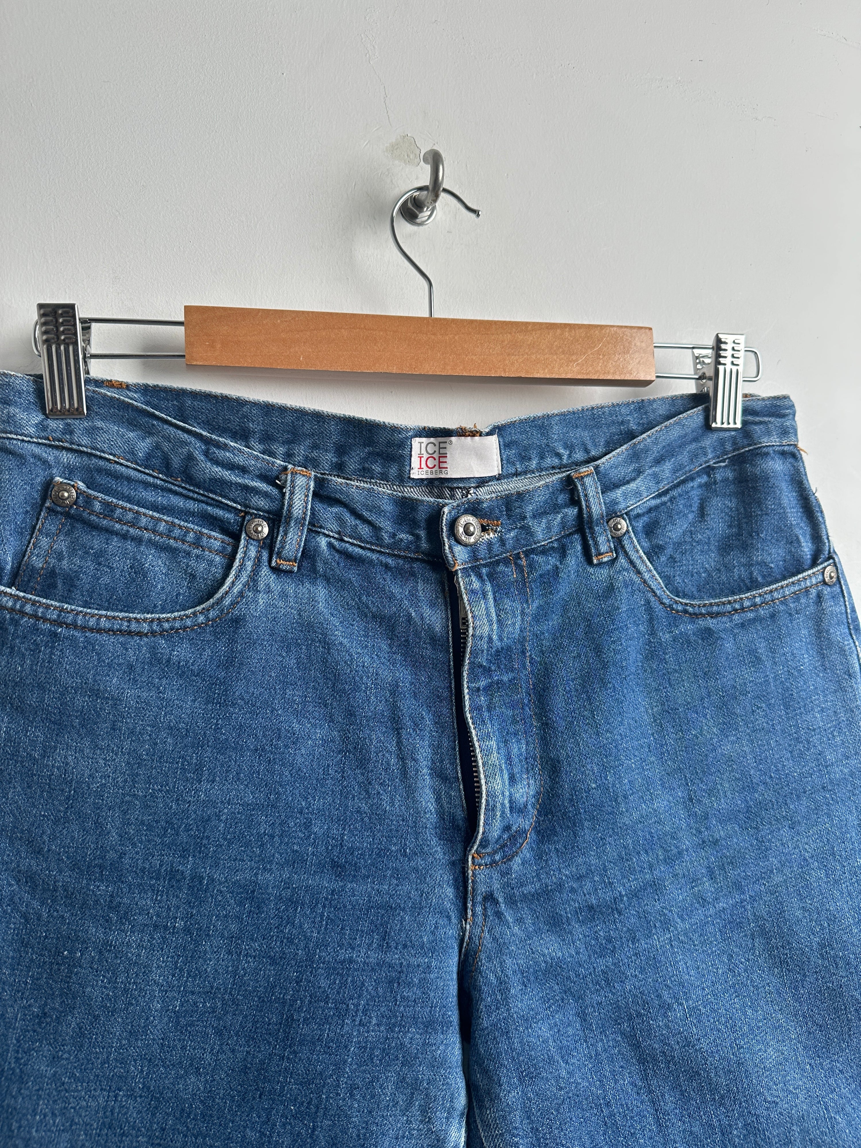 ICEBERG jorts in blue