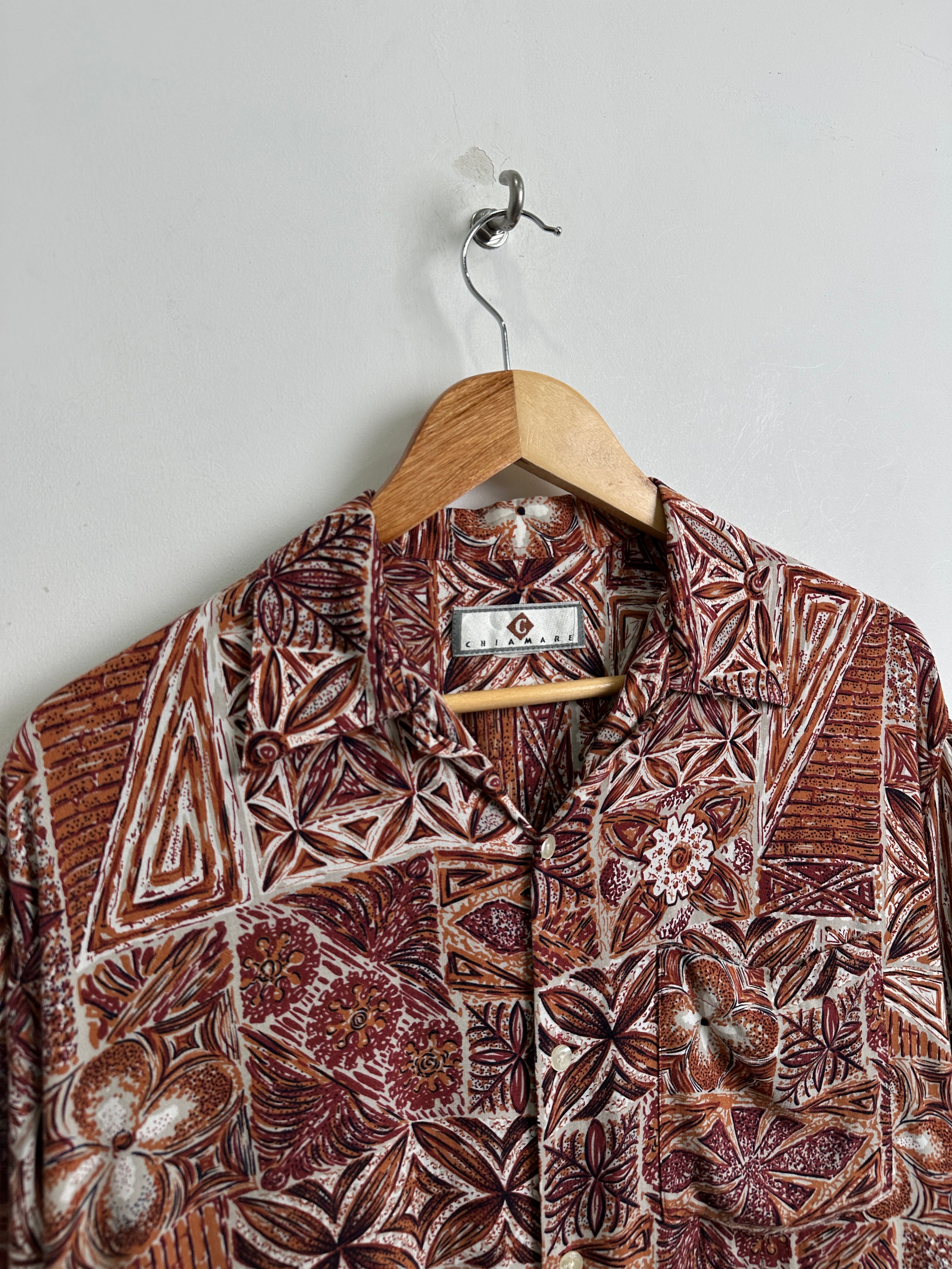 CHIAMARE patterned short-sleeve shirt