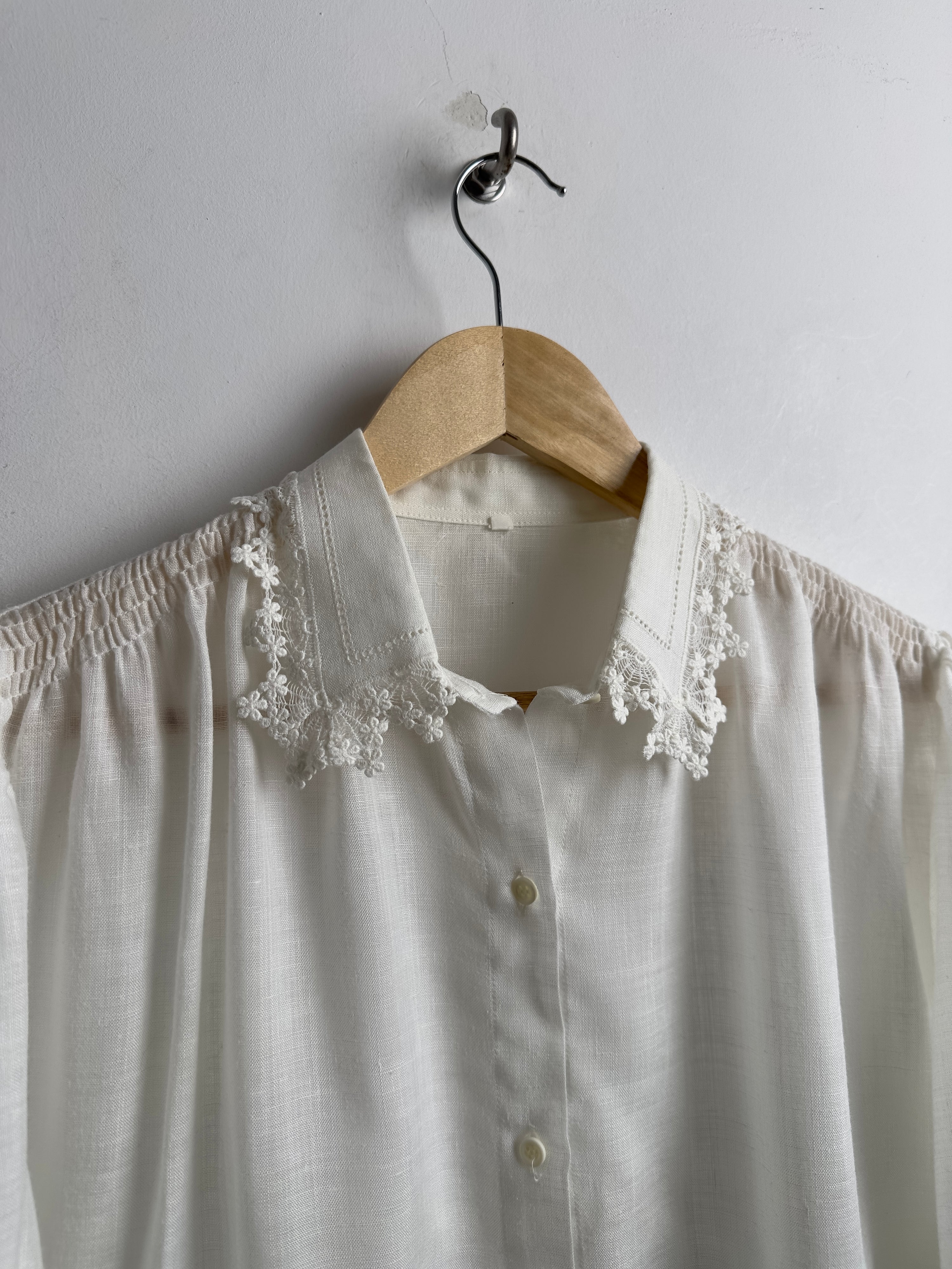 Cotton puff sleeve top
