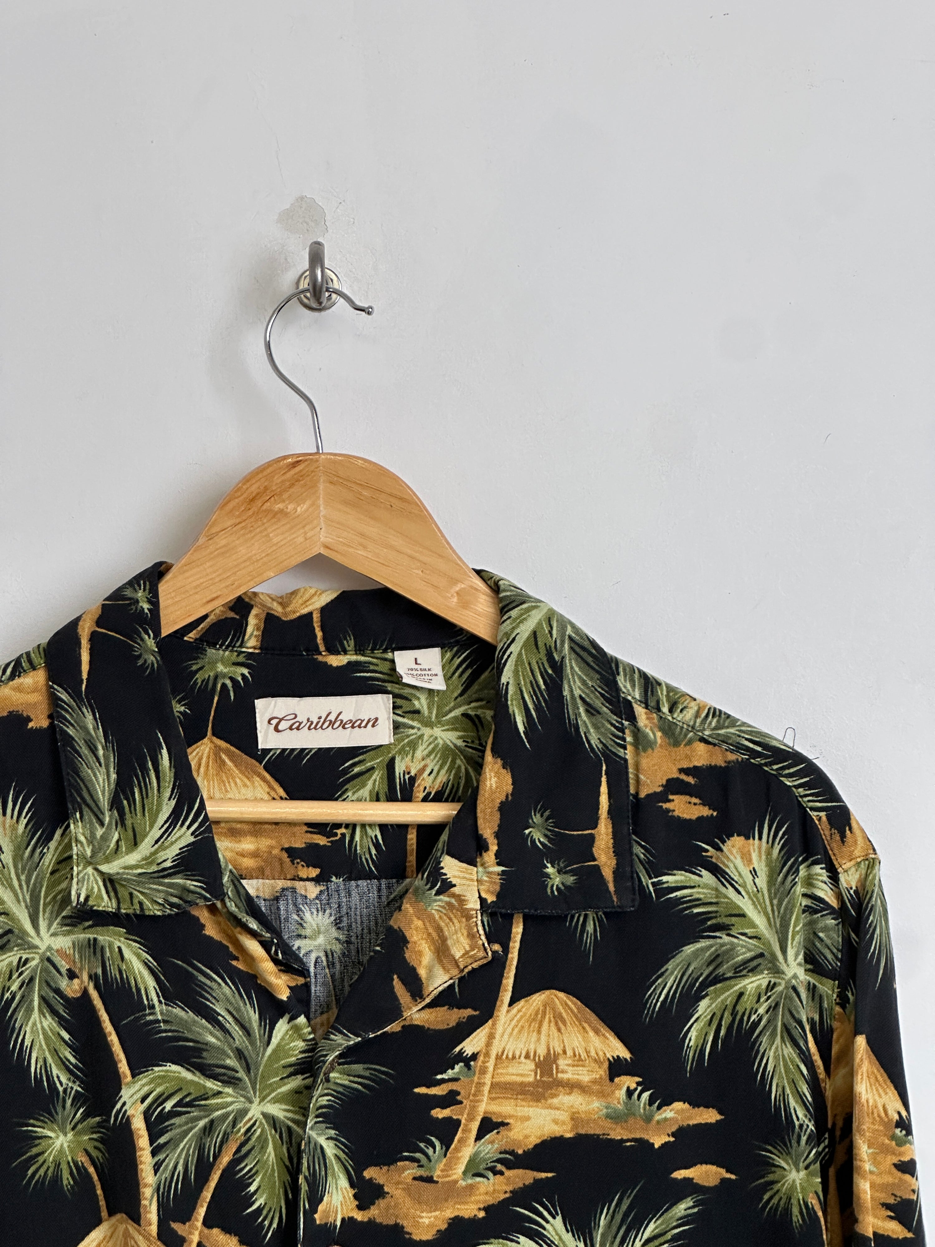 CARIBBEAN Hut Patterned Shirt
