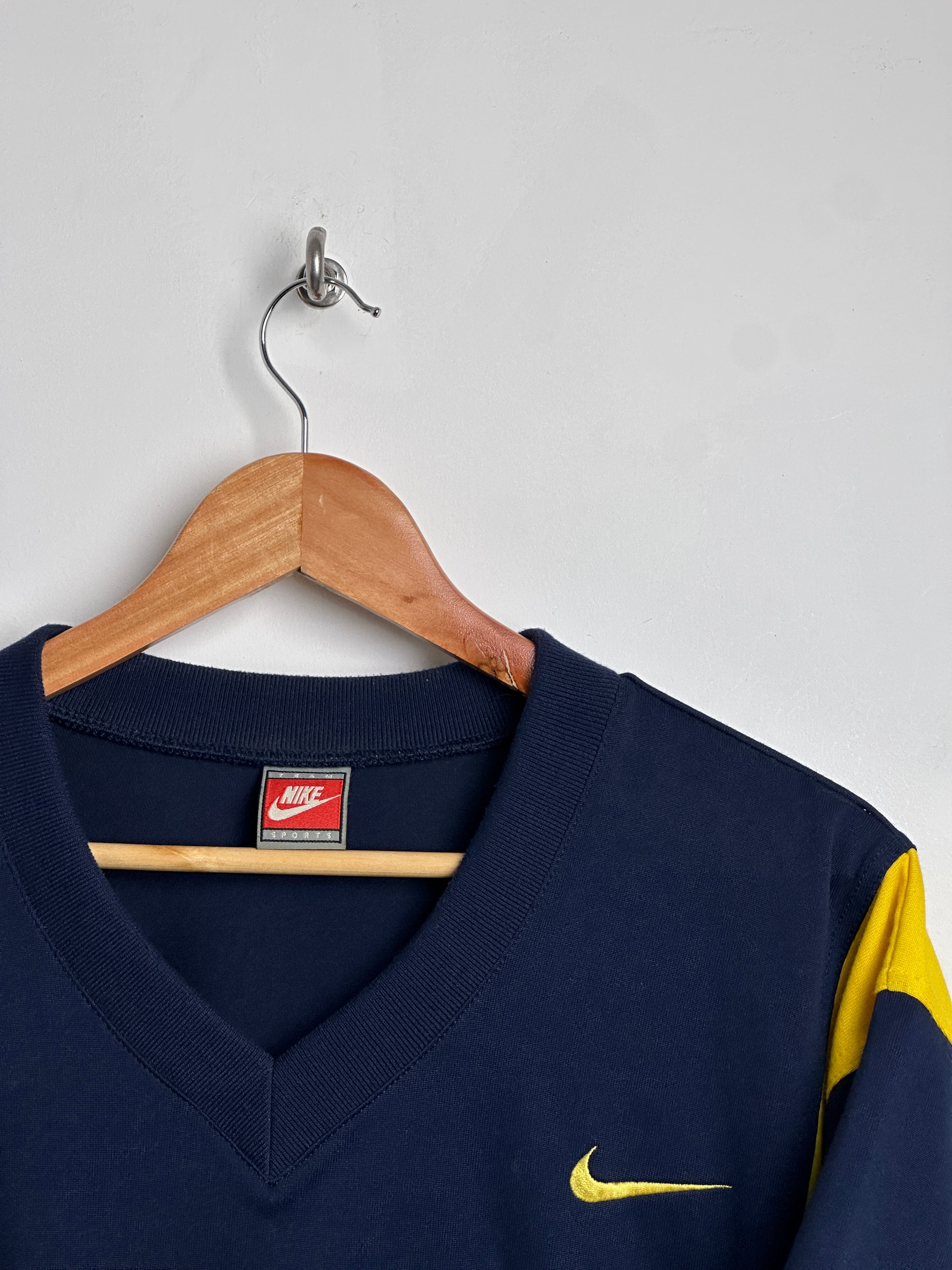 Nike sports jersey navy and yellow