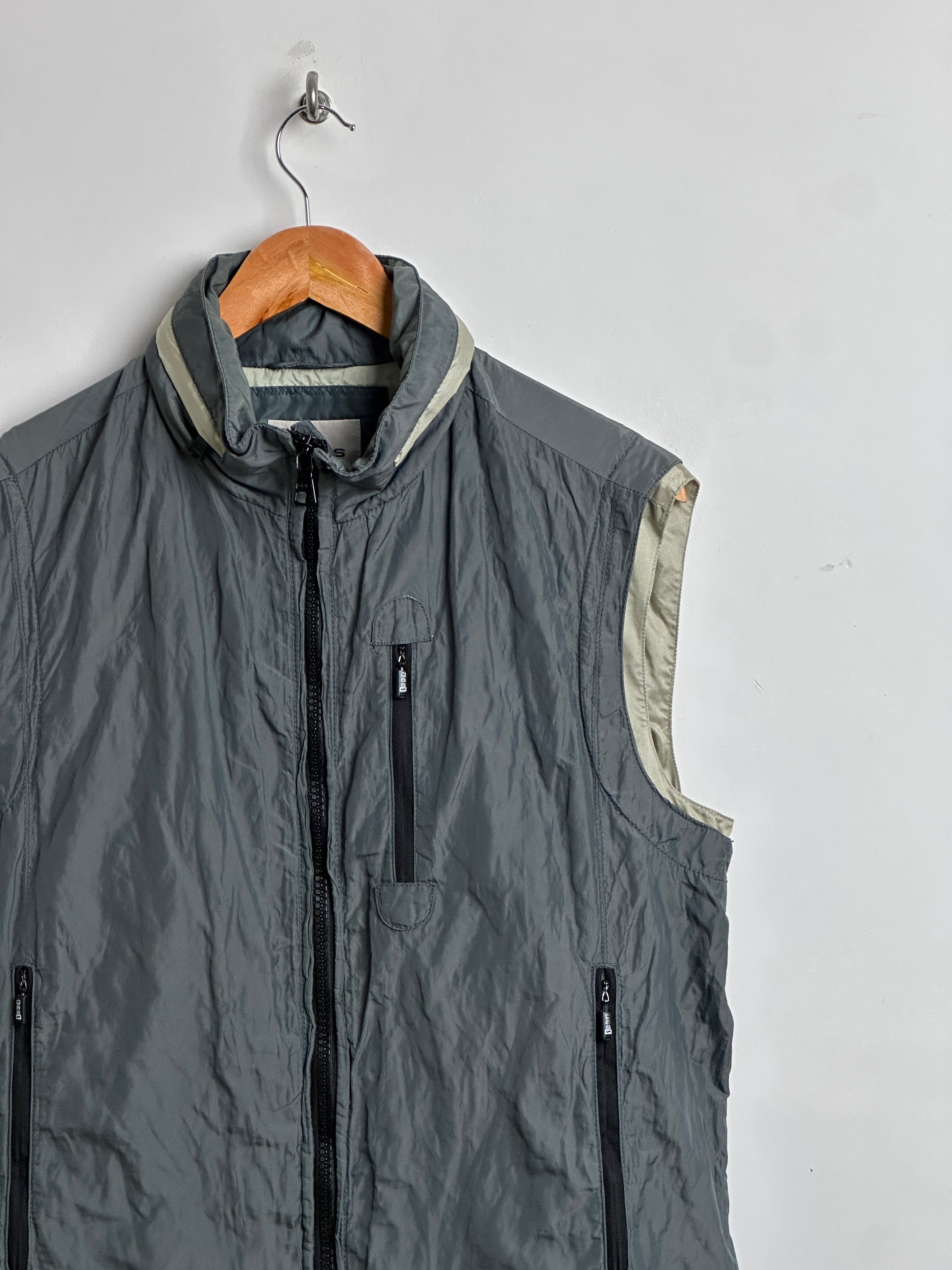 GAS waterproof vest with hood