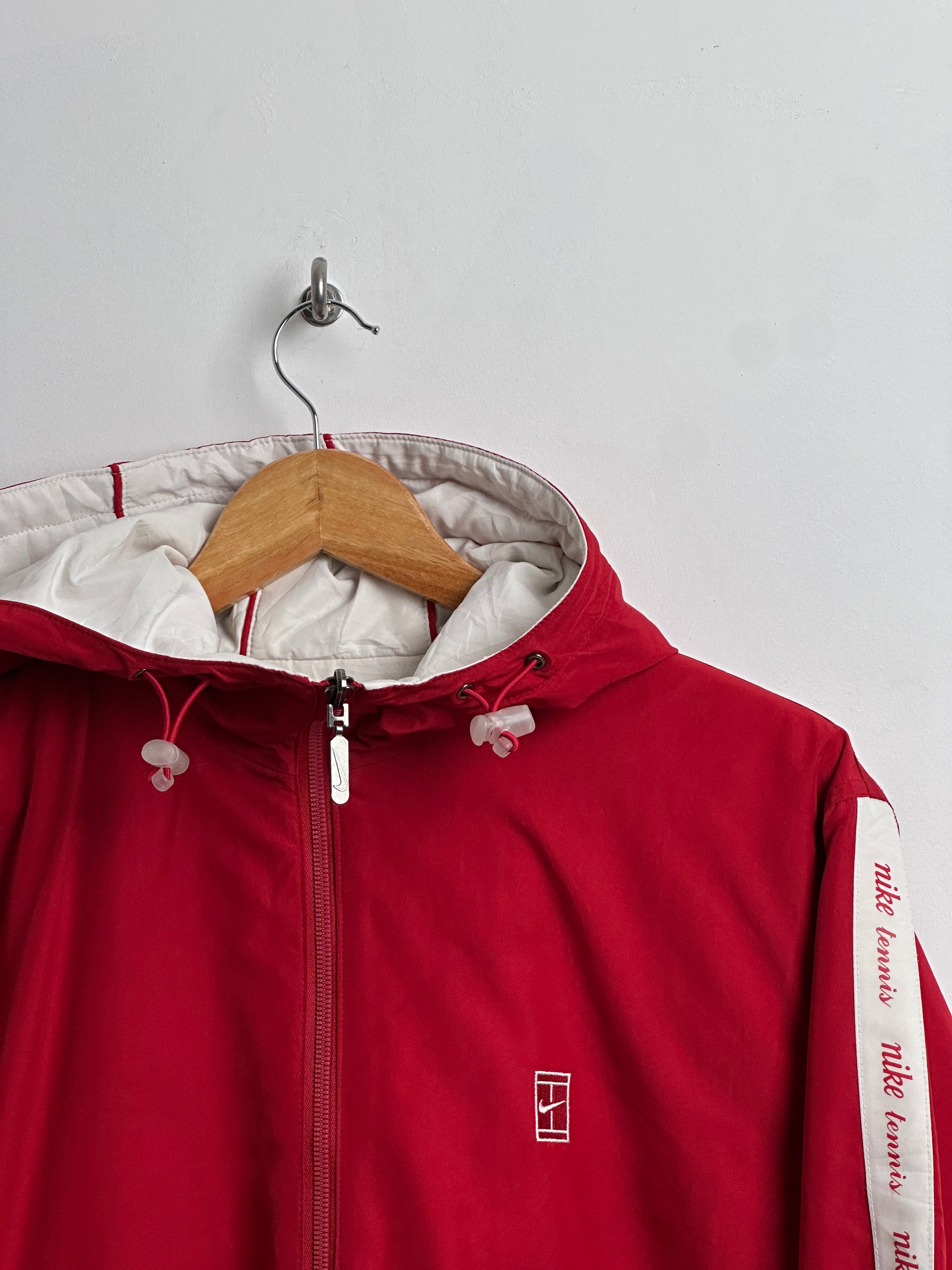 Reversible nike windbreaker red and white