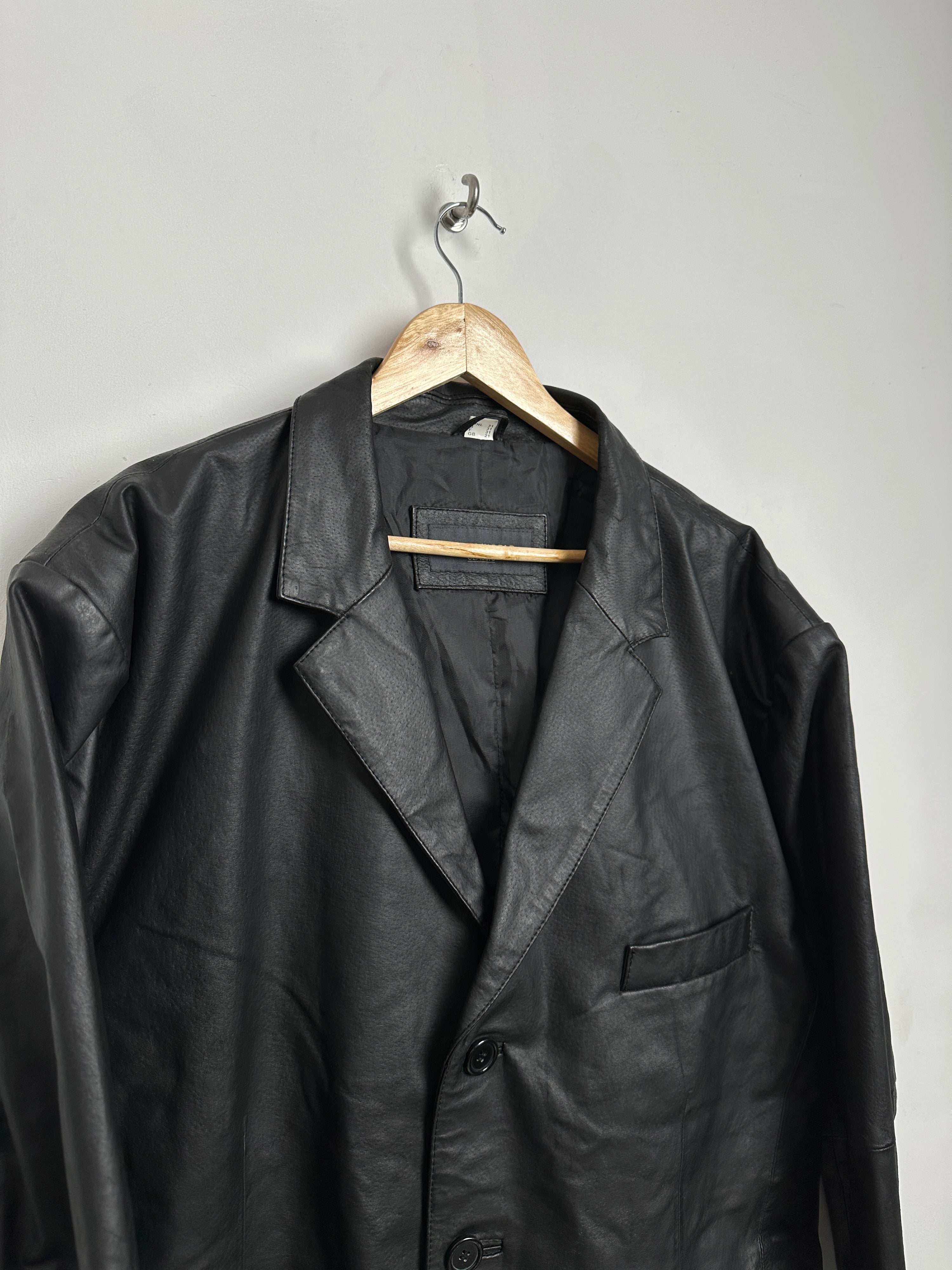 MAN’S WORLD leather blazer jacket - thrift.mt