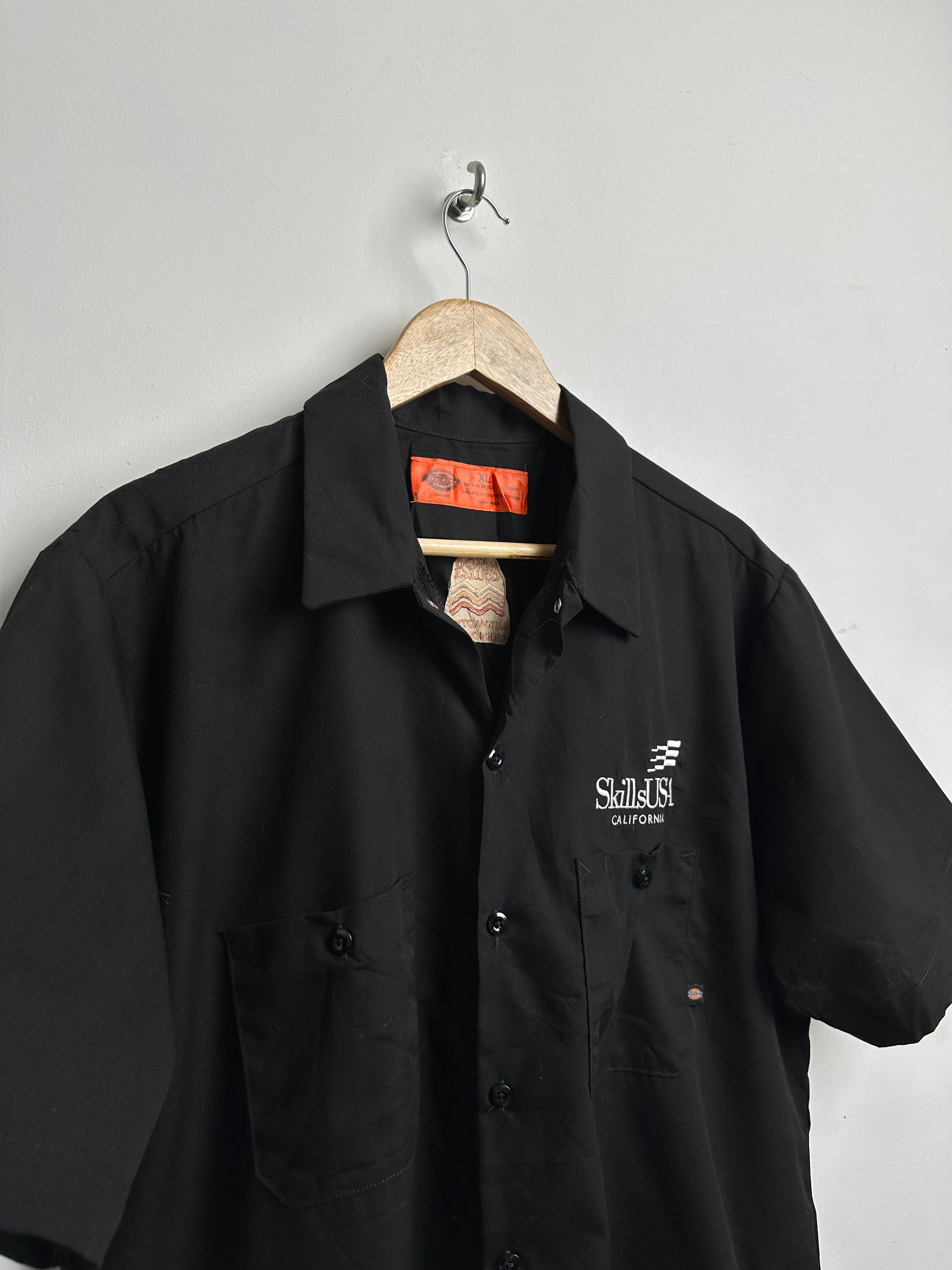 Dickies button up tee in black