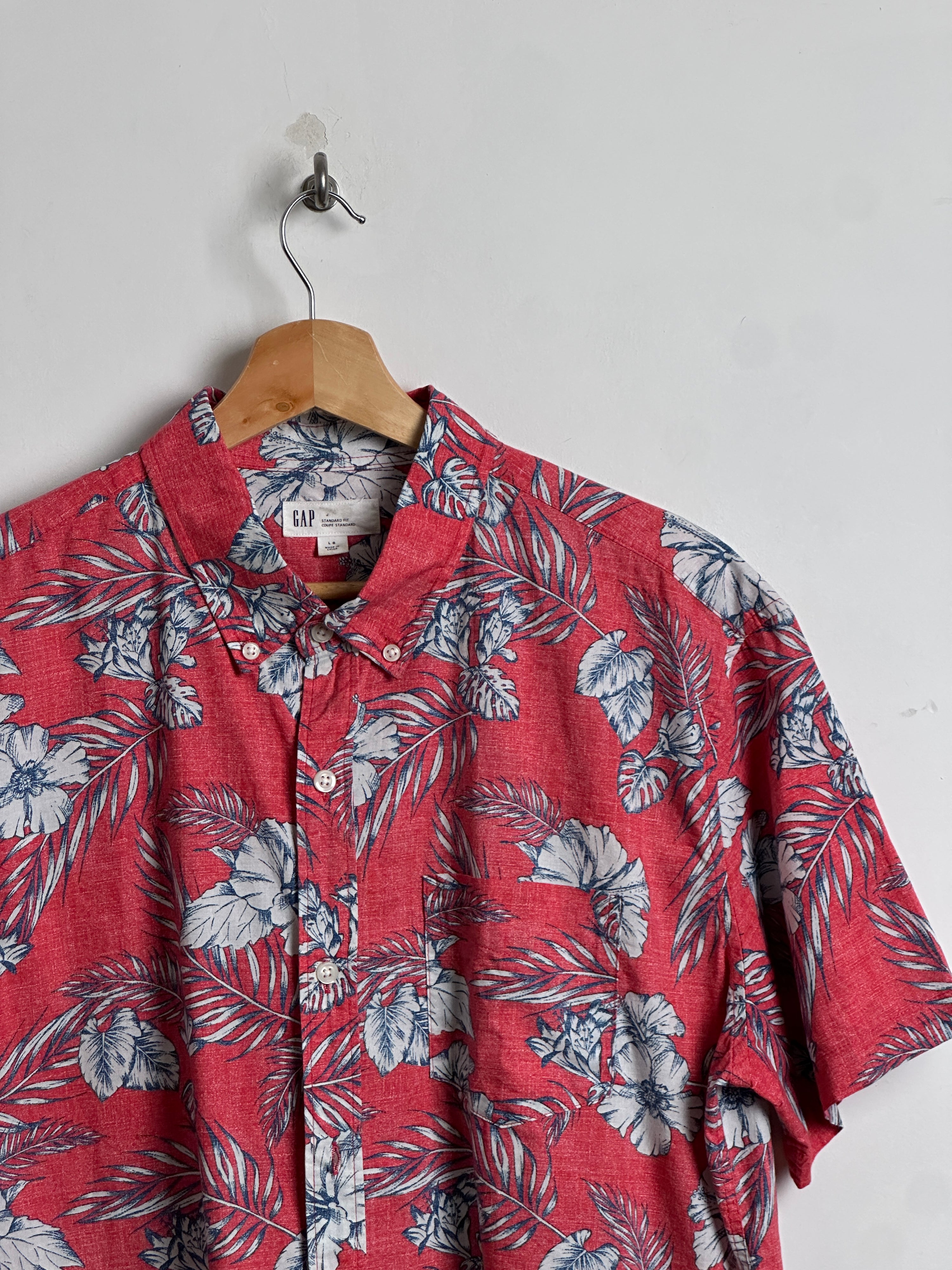 GAP Floral Shortsleeved Shirt