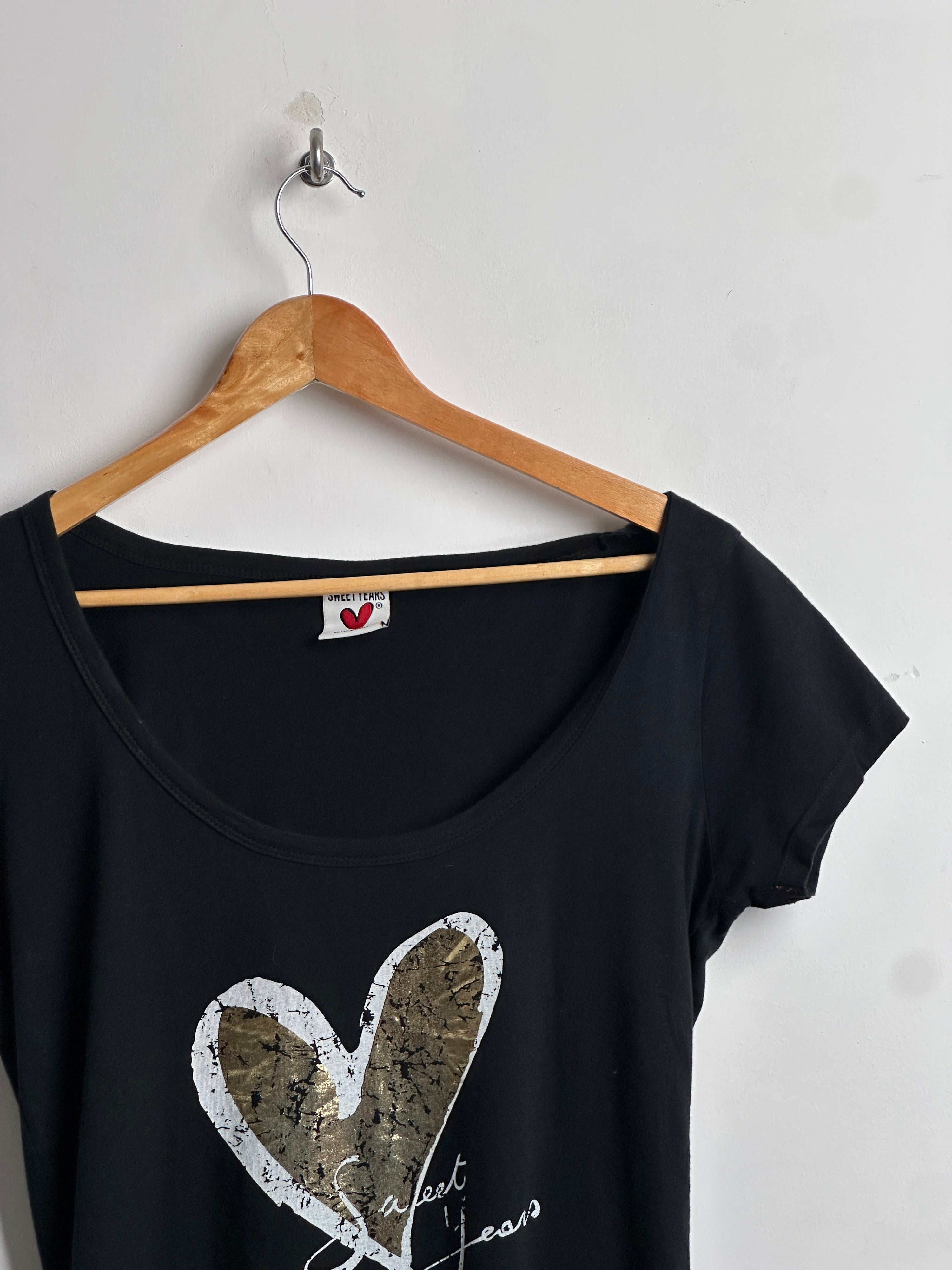SWEET YEARS Black Short Sleeve