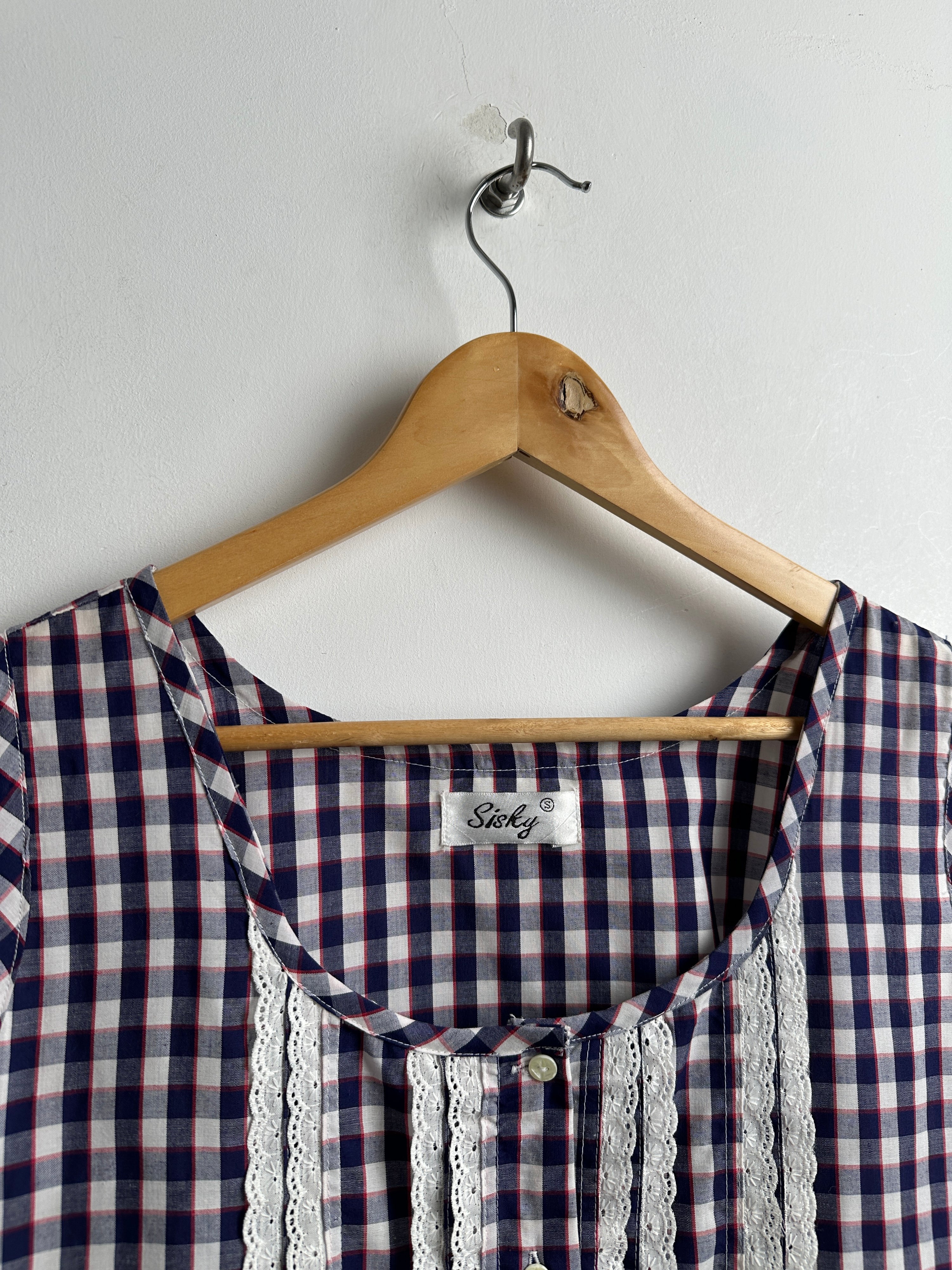 SISKY sleeveless top