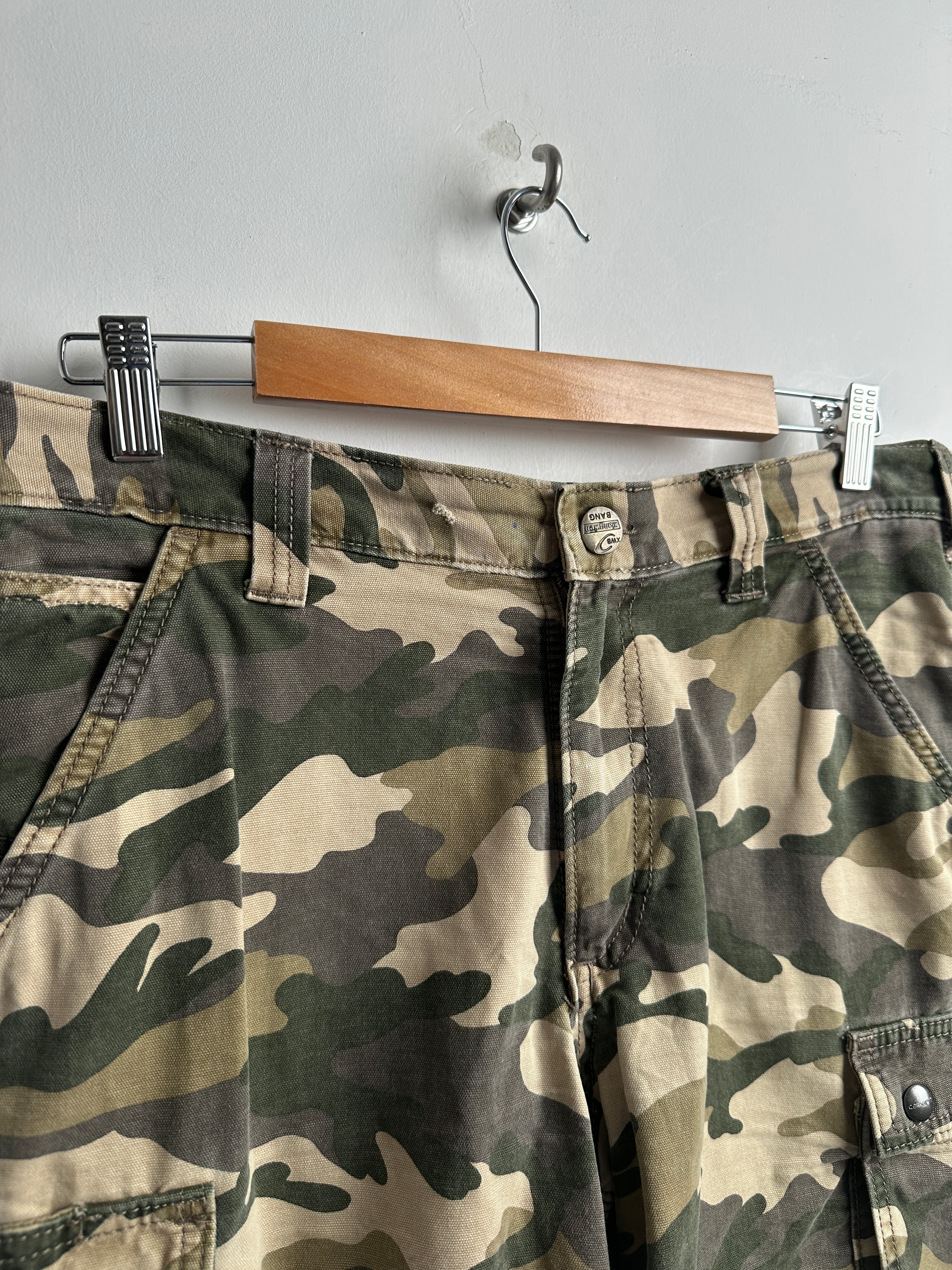 CARHARTT Camo Jorts