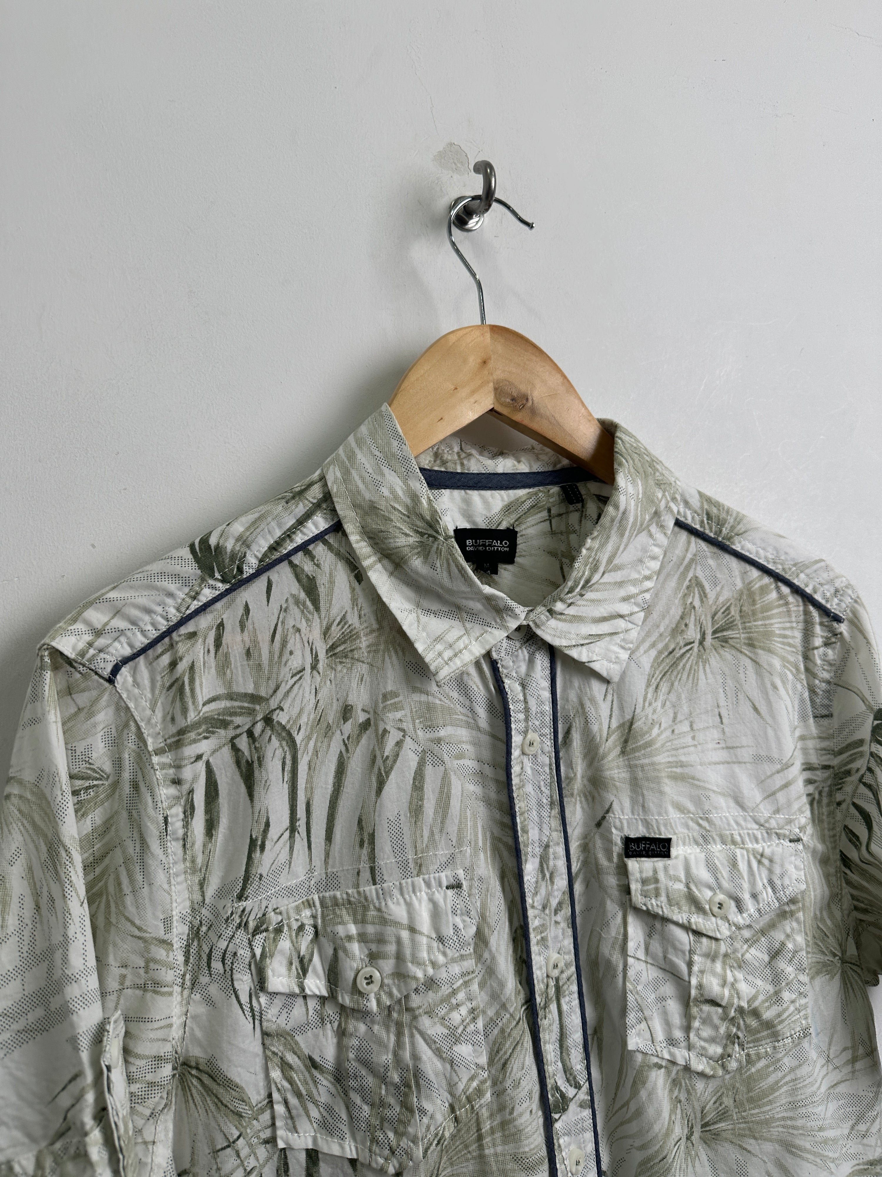 BUFFALO DAVID BITTON short-sleeve shirt in white with green leaves