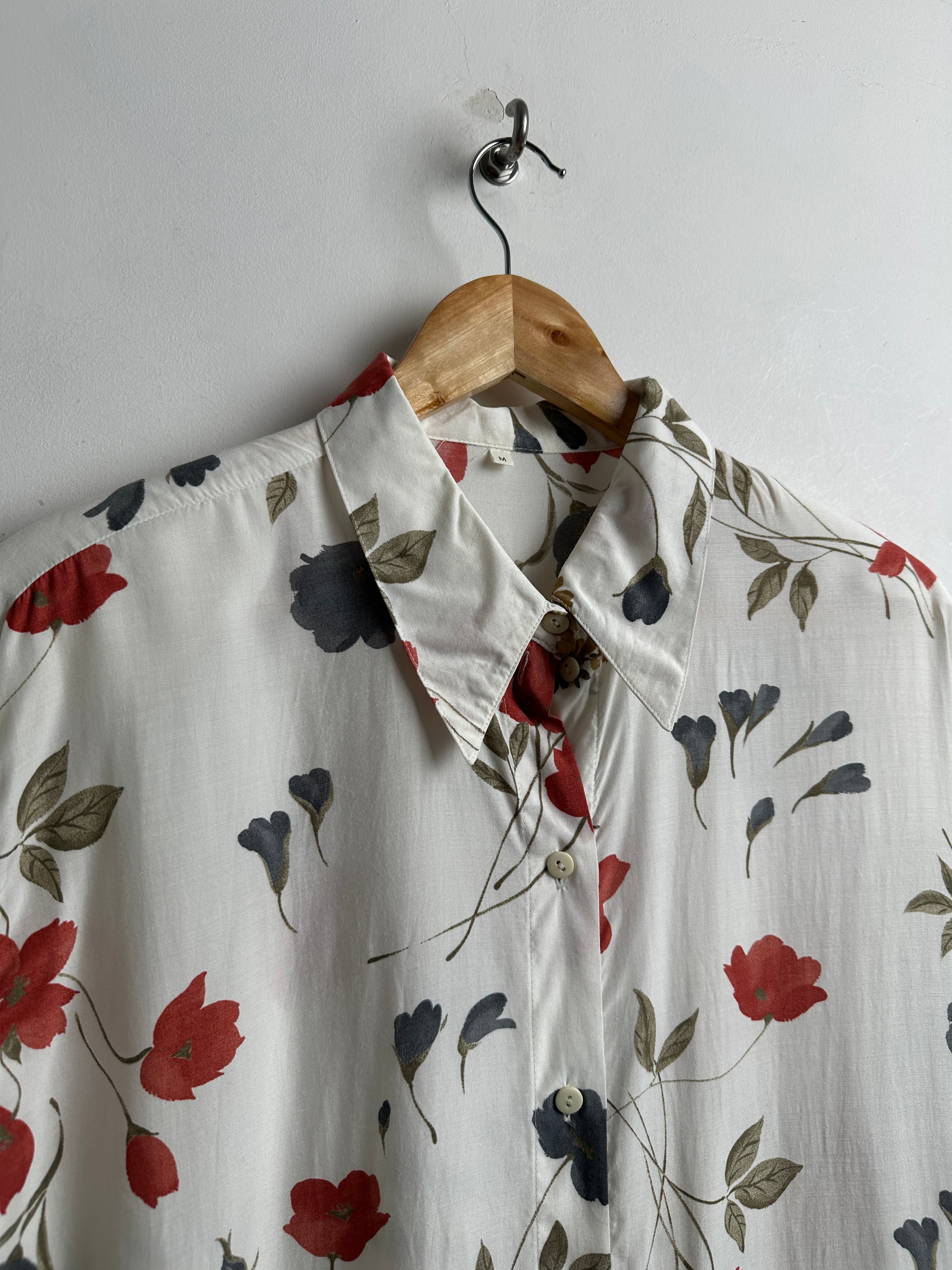 Viscose white short sleeved shirt