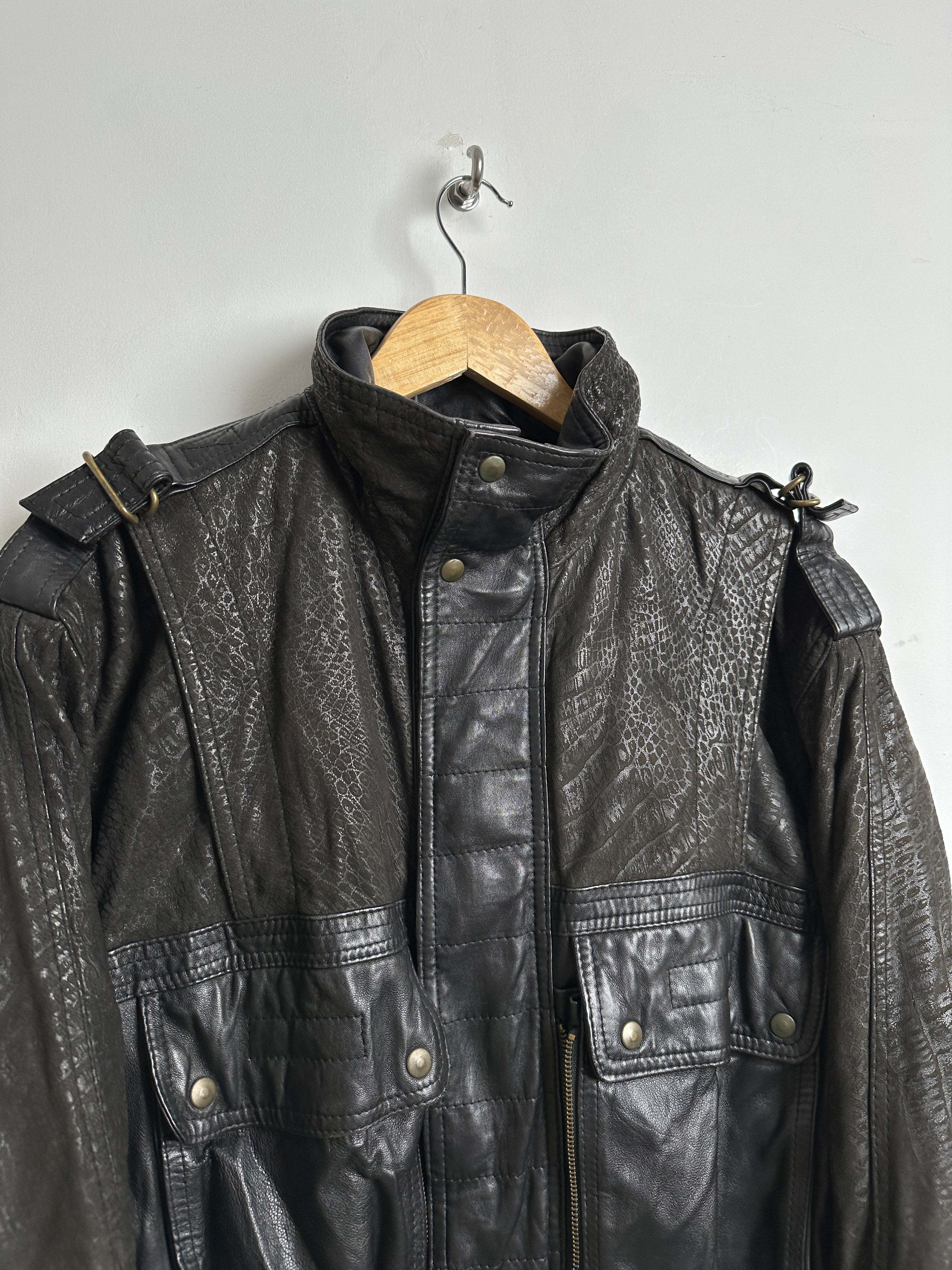 Vintage leather jacket with padding