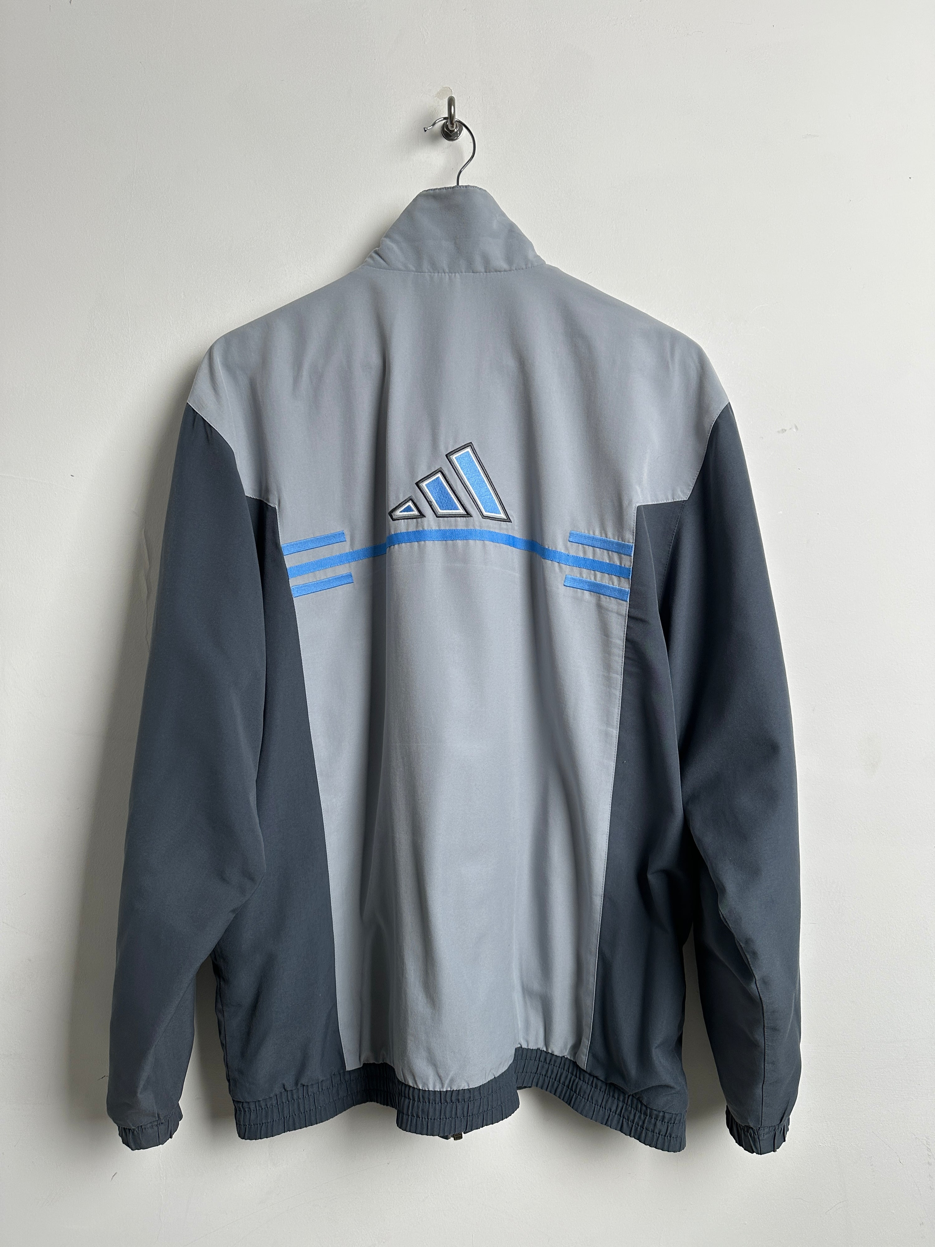 ADIDAS ZIP UP IN GREY