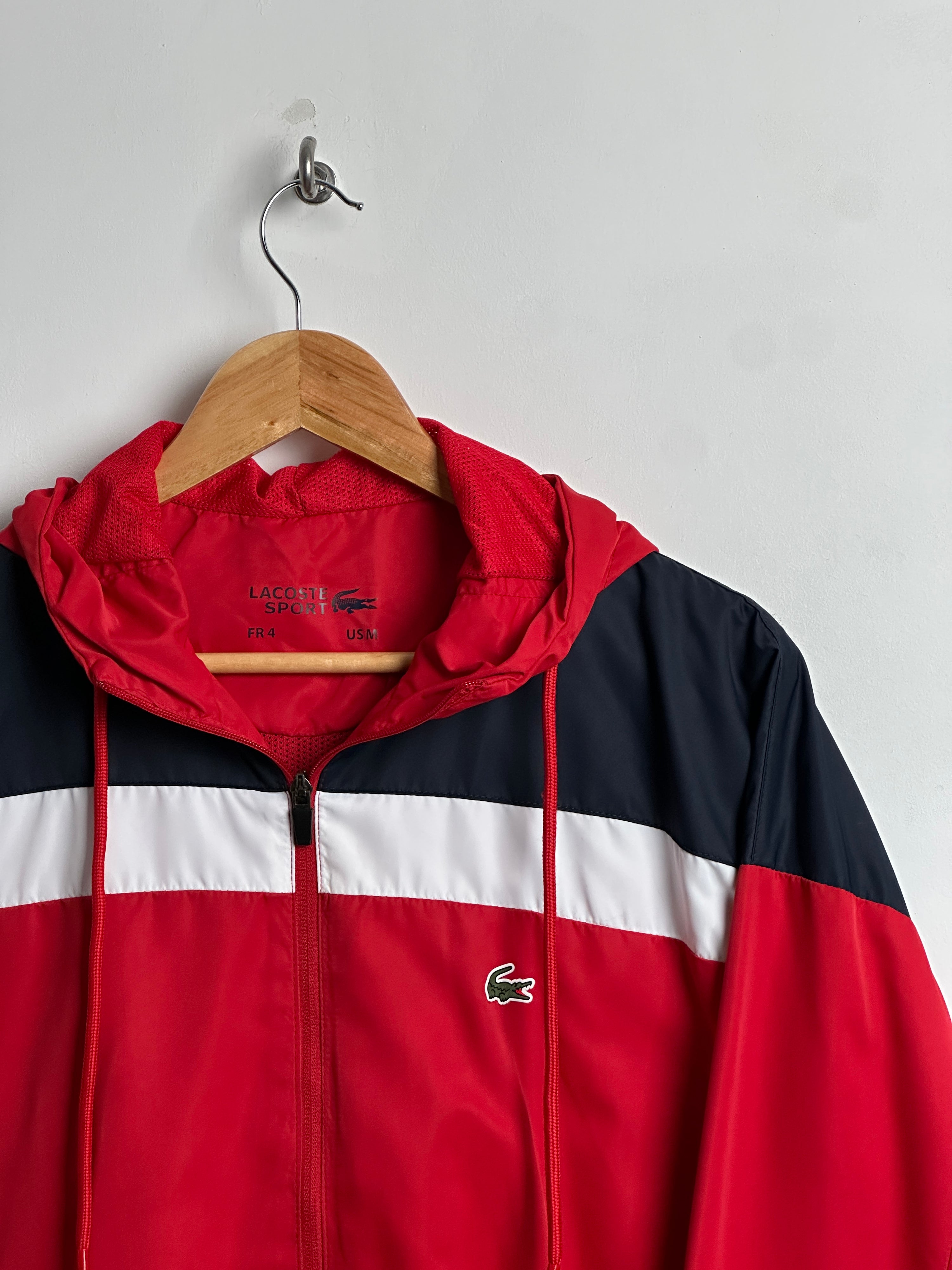 LACOSTE SPORT WINDBREAKER IN RED