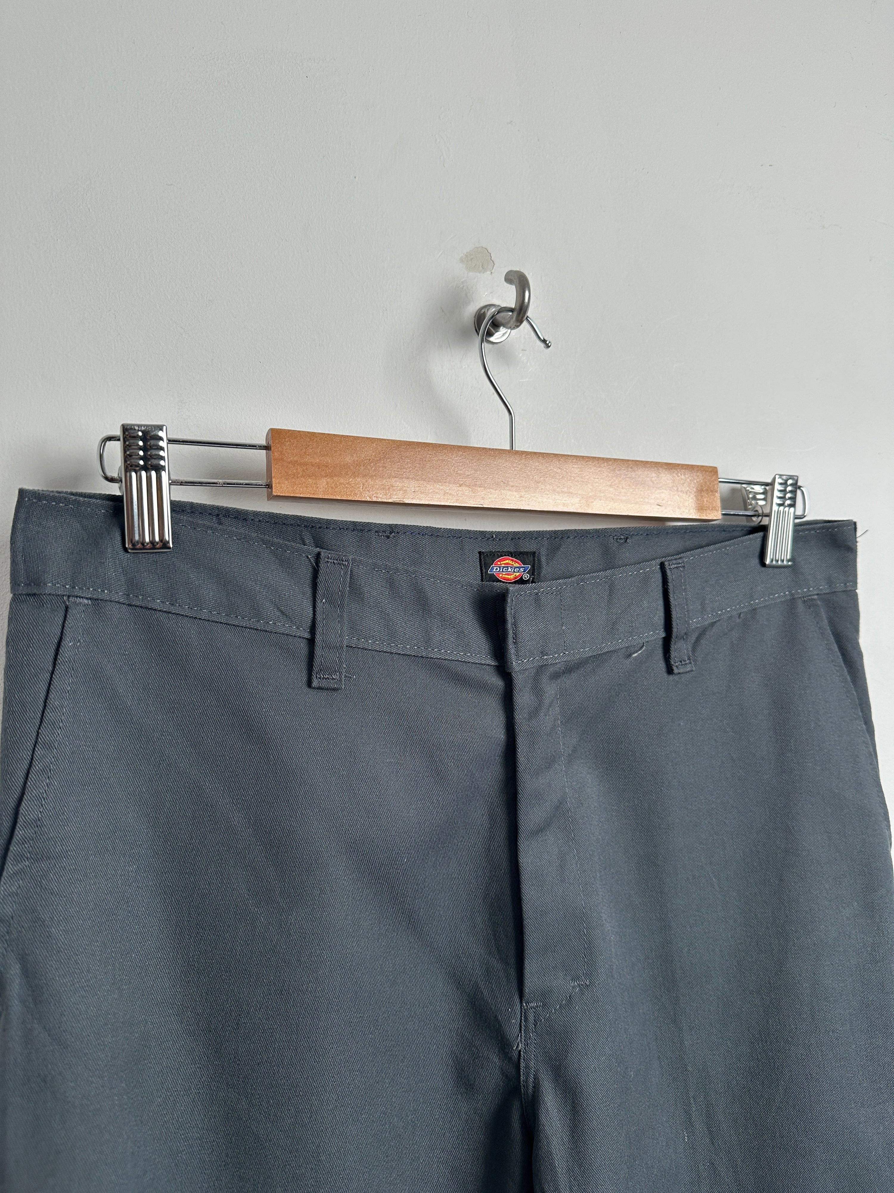 DICKIES PANTS IN GREY - thrift.mt