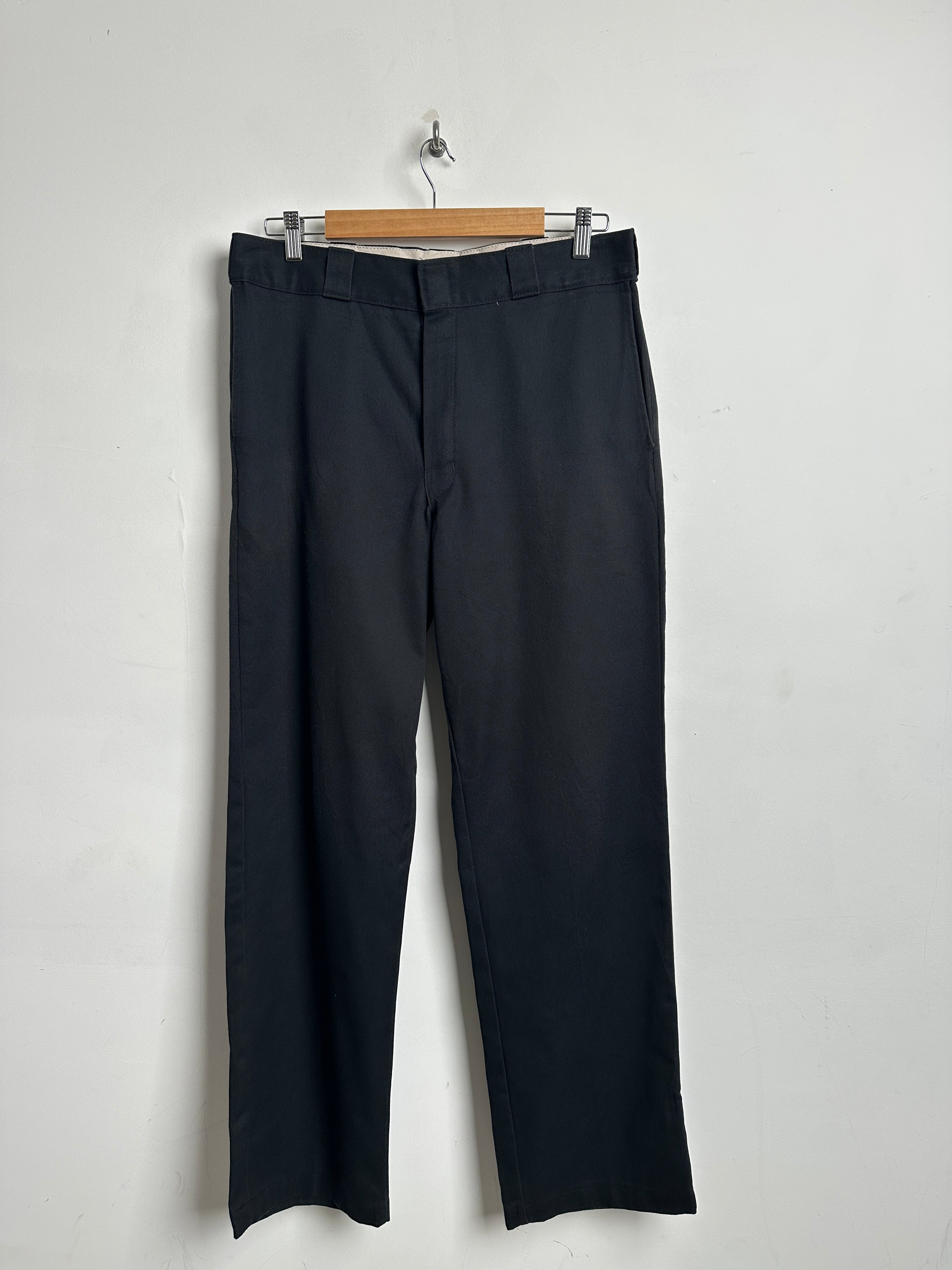 DICKIES 874 PANTS IN BLACK - thrift.mt