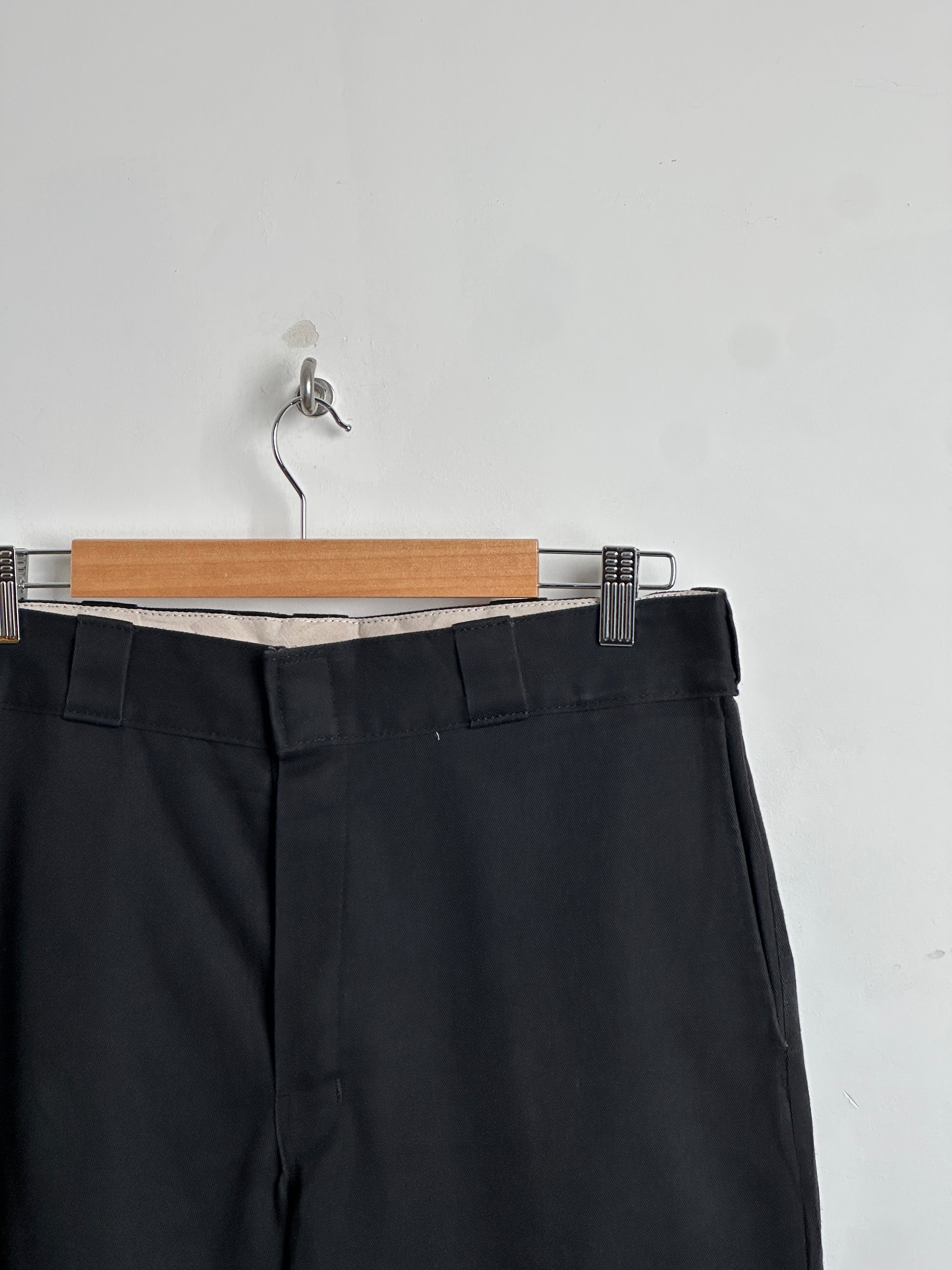 DICKIES 874 PANTS IN BLACK