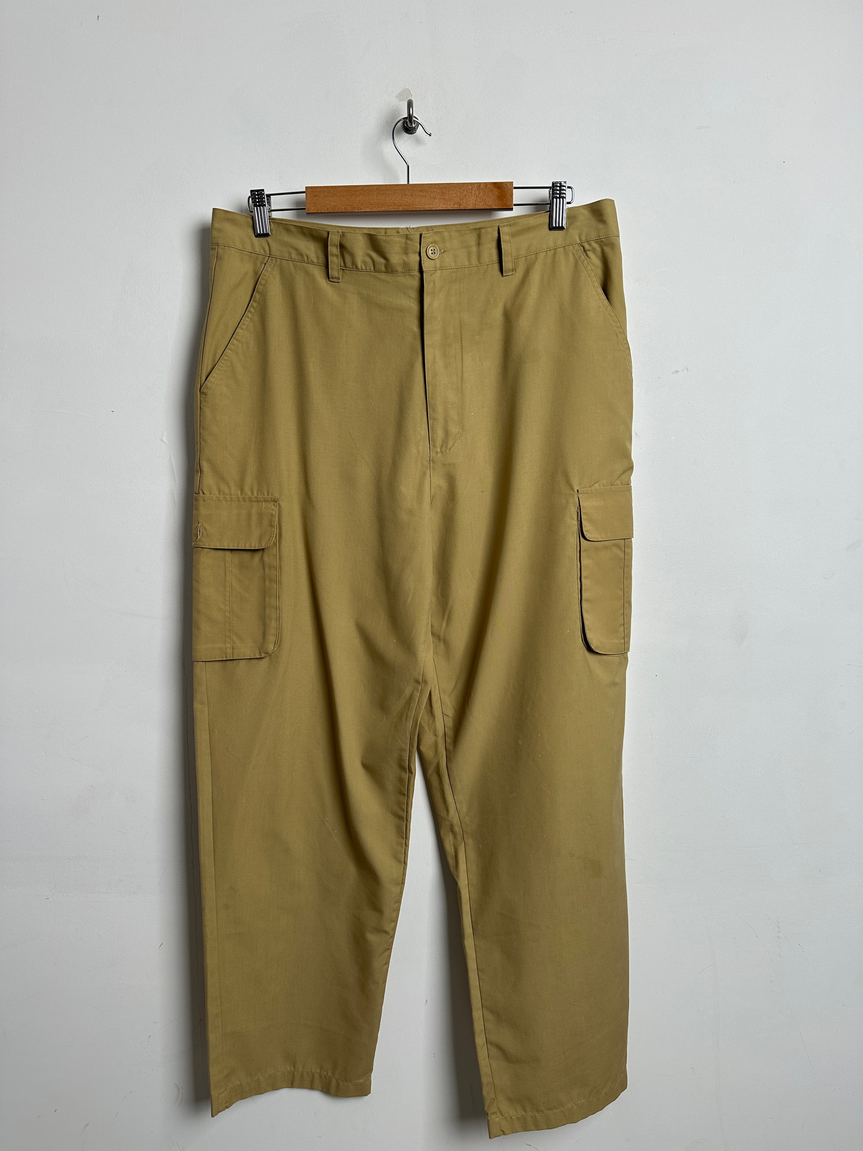 BAKER & CO. PANTS IN BEIGE - thrift.mt