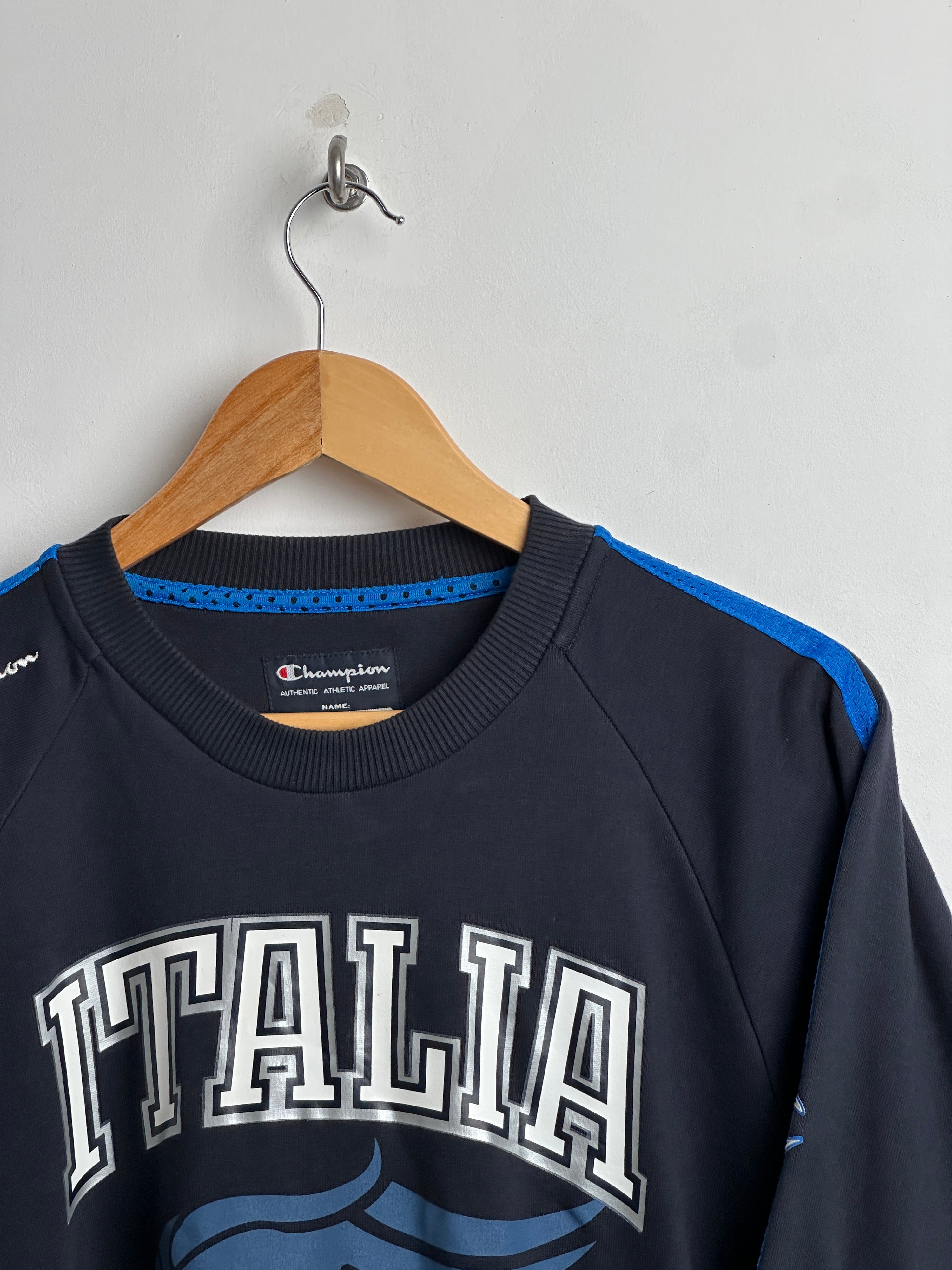 CHAMPIONS ITALIA SWEATER IN BLUE