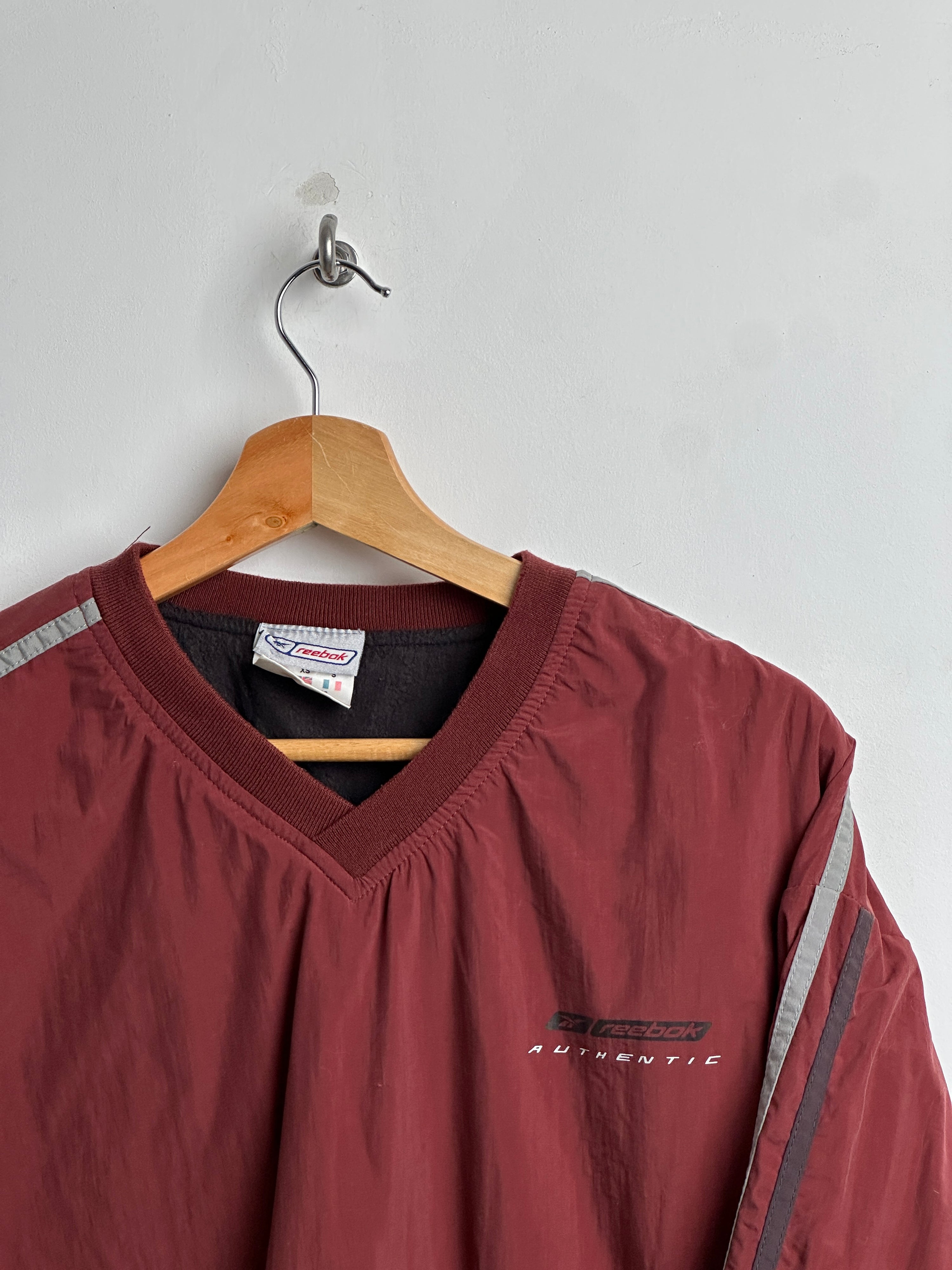 REEBOK SWEATER IN BURGUNDY