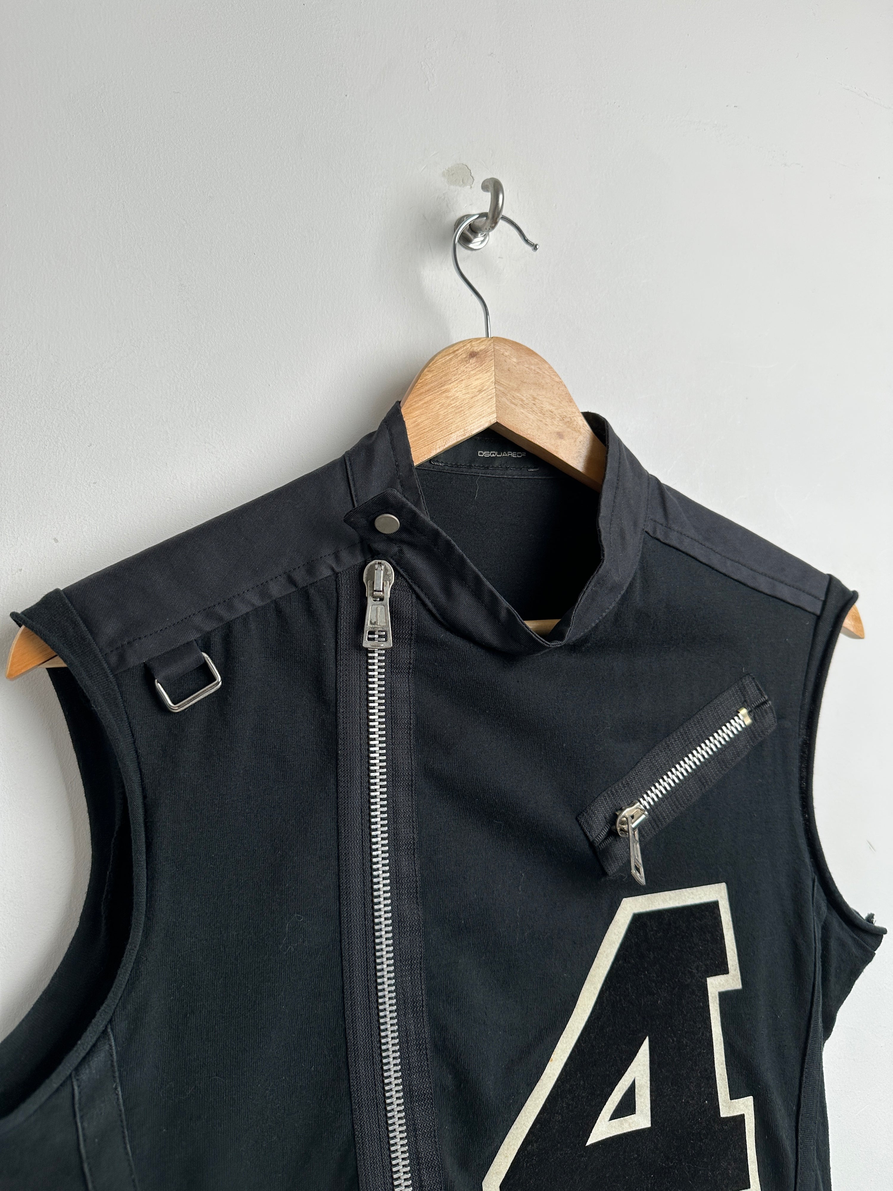 OSQUARED2 vest in black